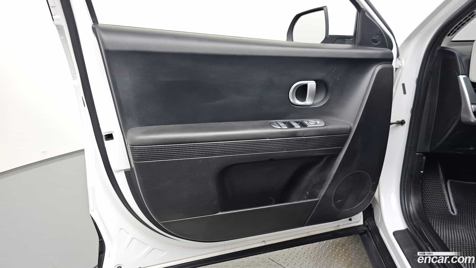 Ioniq5 Hyundai 2022.1-INNER-034