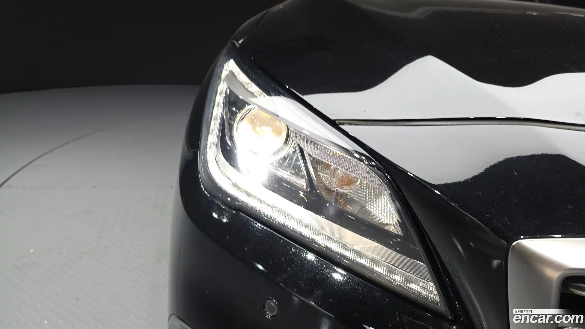 G80 Genesis 2016.8-OUTER-032