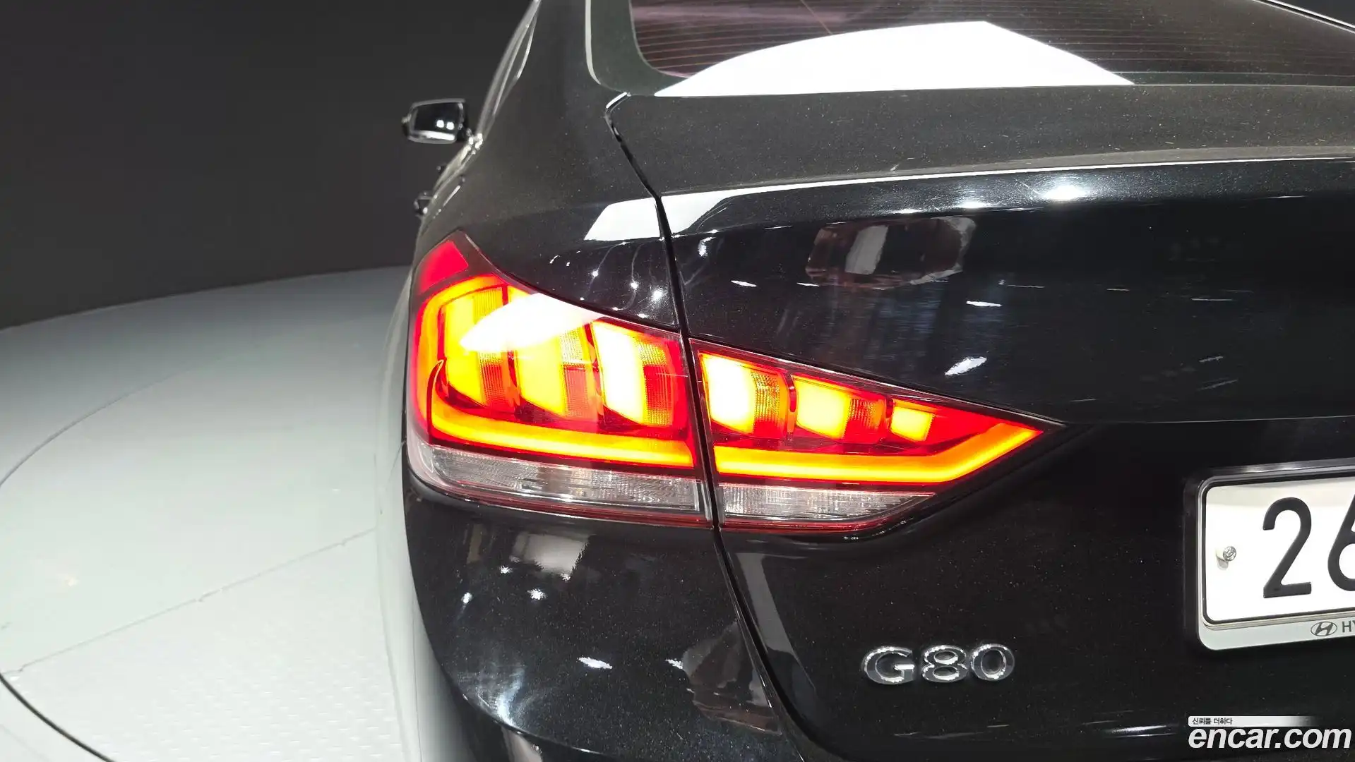 G80 Genesis 2016.8-OUTER-033
