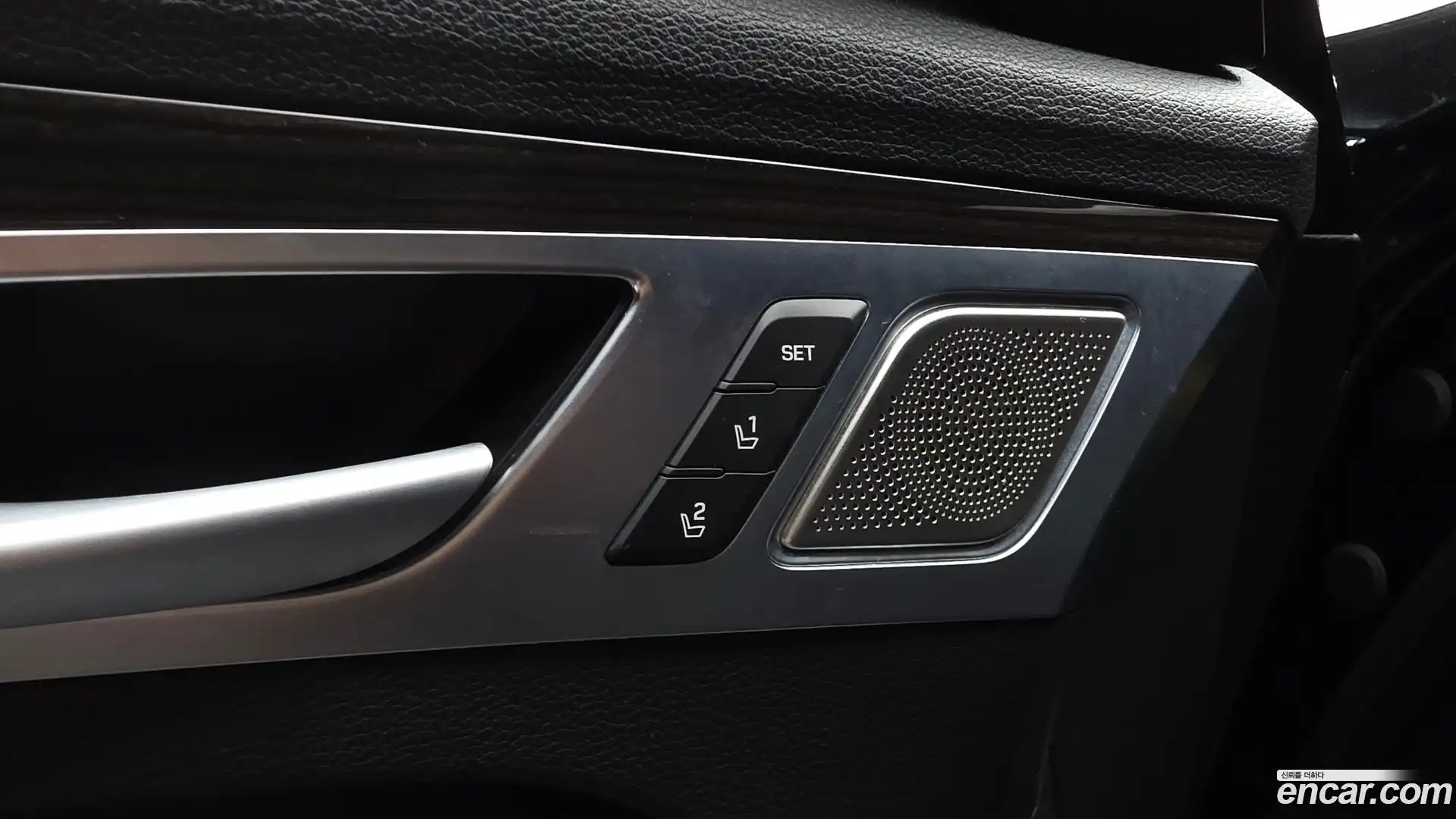 G80 Genesis 2016.8-OPTION-047