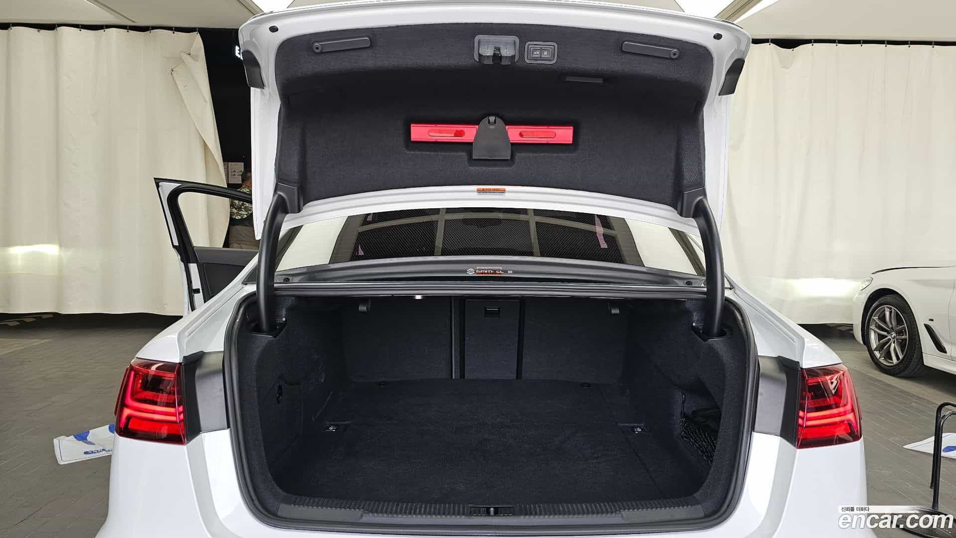 A6 Audi 2018.11-OPTION-024
