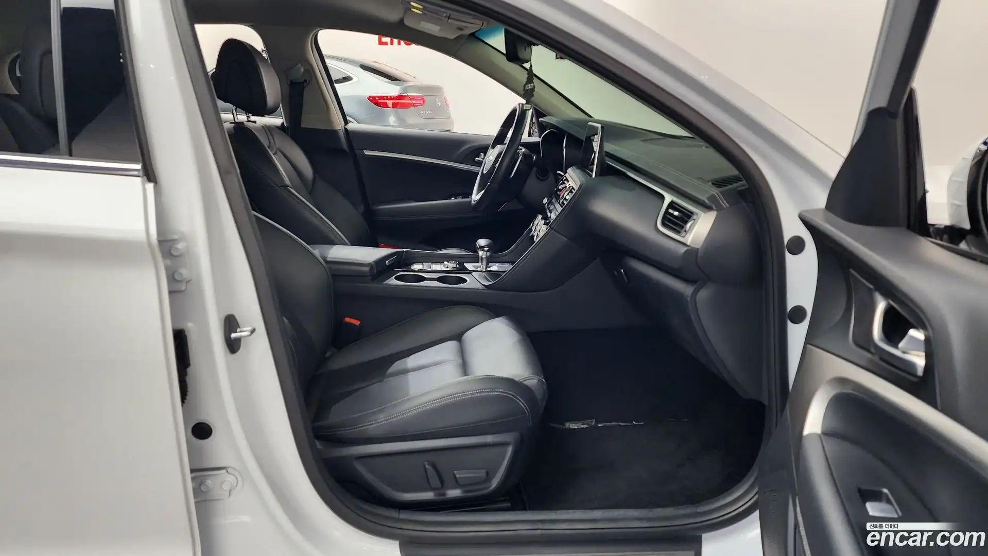 G70 Genesis 2018.11-INNER-036