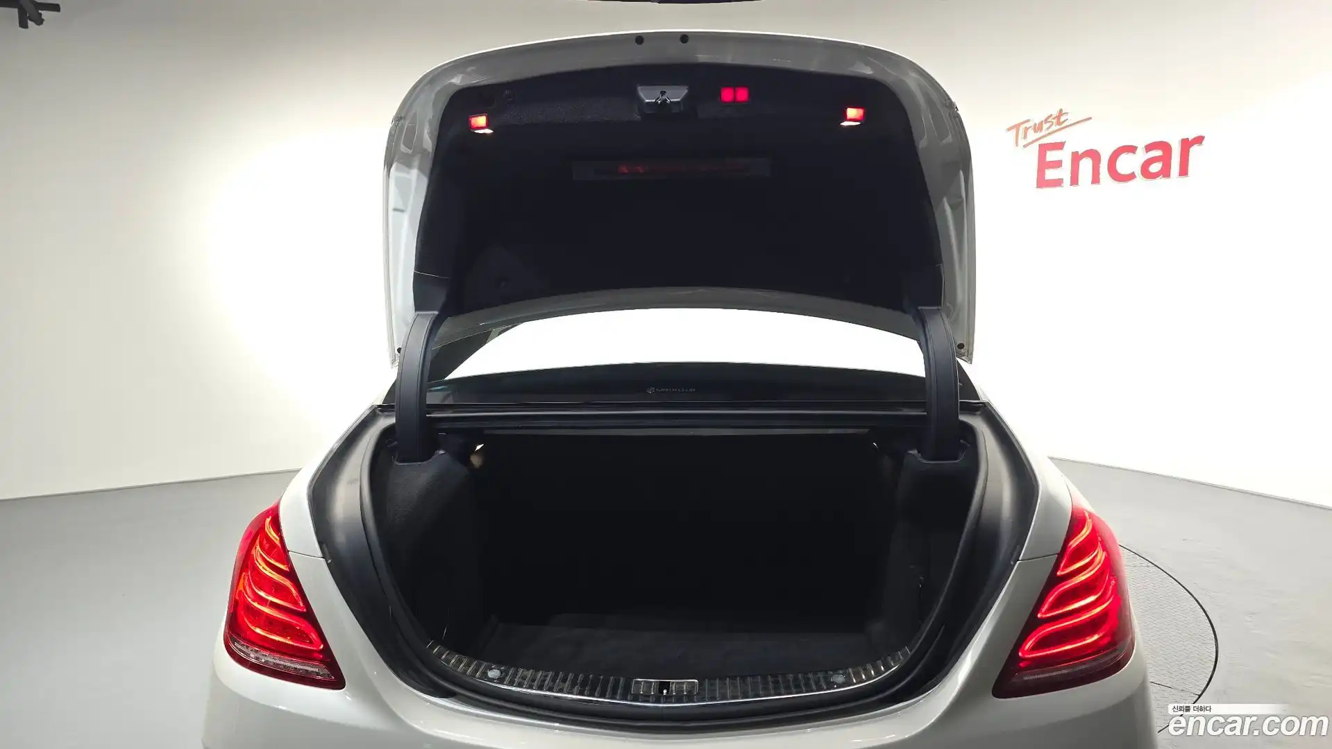 S-Class Mercedes-Benz 2016.6-OPTION-023