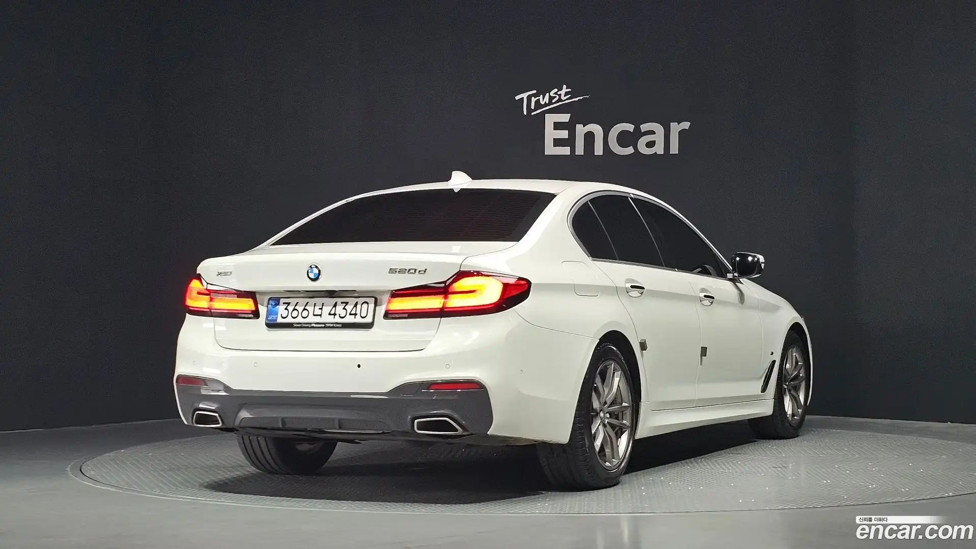 5-Series BMW 2018.9-OUTER-002
