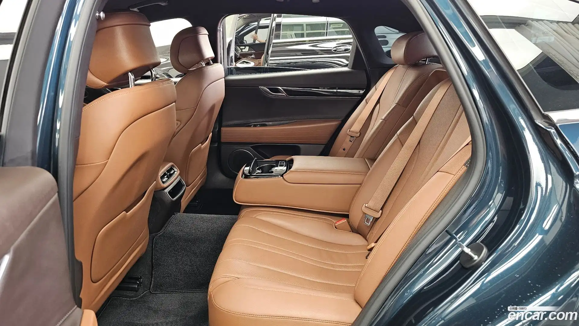 G80 Genesis 2022.4-INNER-036