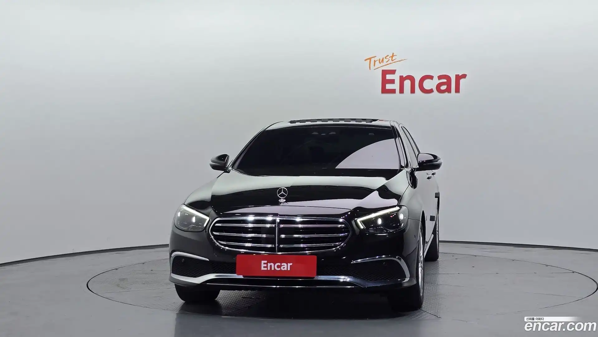 E-Class Mercedes-Benz 2021.9-OUTER-003