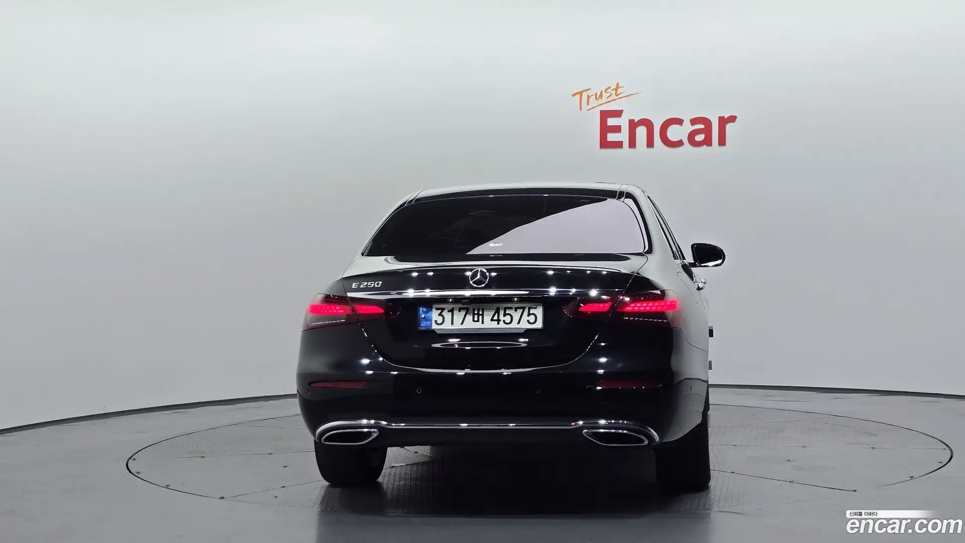 E-Class Mercedes-Benz 2021.9-OUTER-004