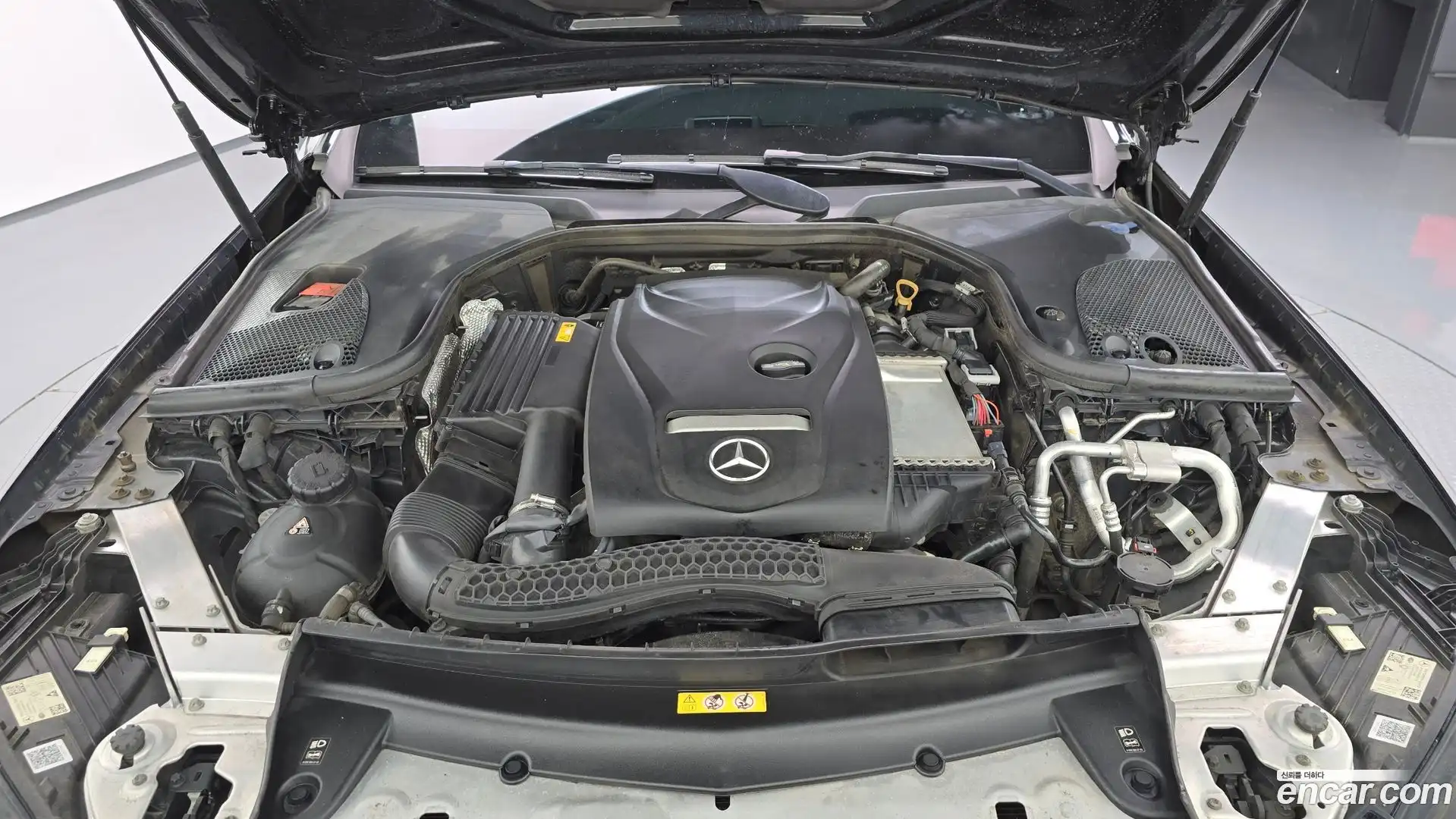 E-Class Mercedes-Benz 2021.9-OUTER-006