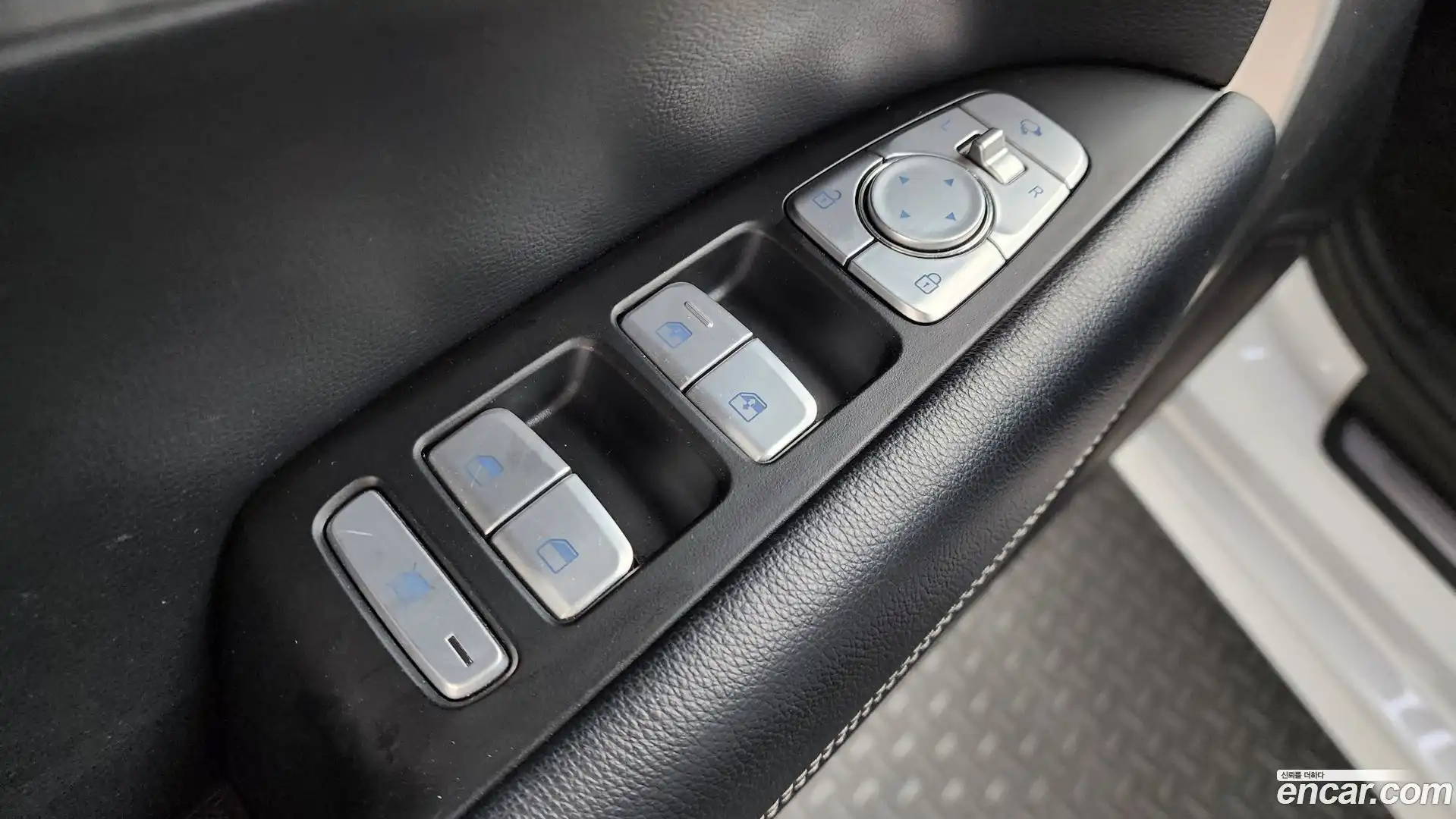 G70 Genesis 2019.3-OPTION-042