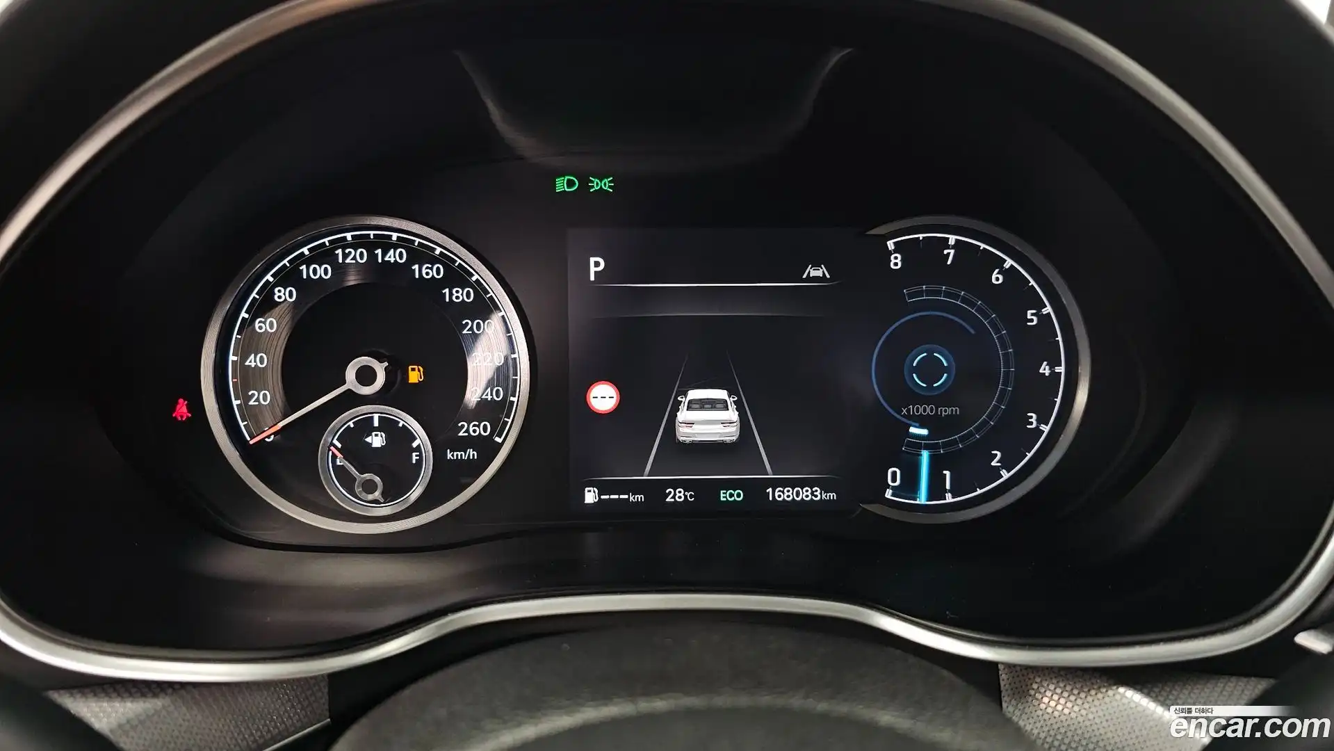 G80 Genesis 2022.2-INNER-008