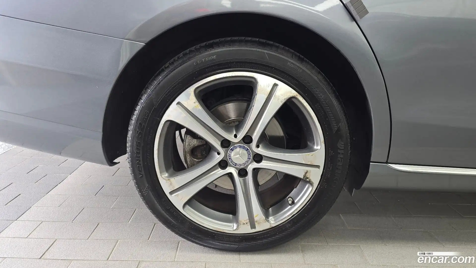 E-Class Mercedes-Benz 2016.8-OUTER-005