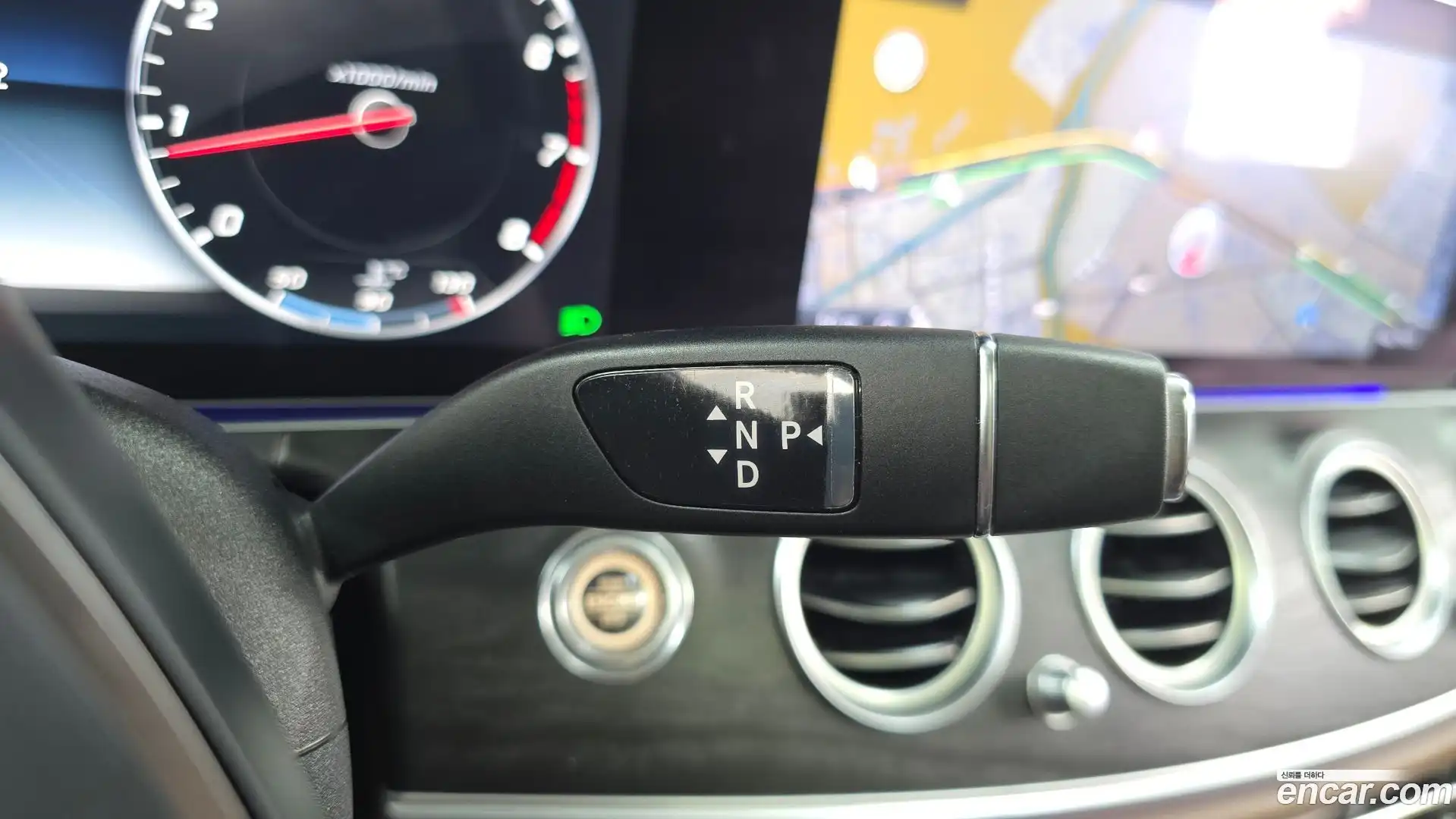 E-Class Mercedes-Benz 2016.8-INNER-009