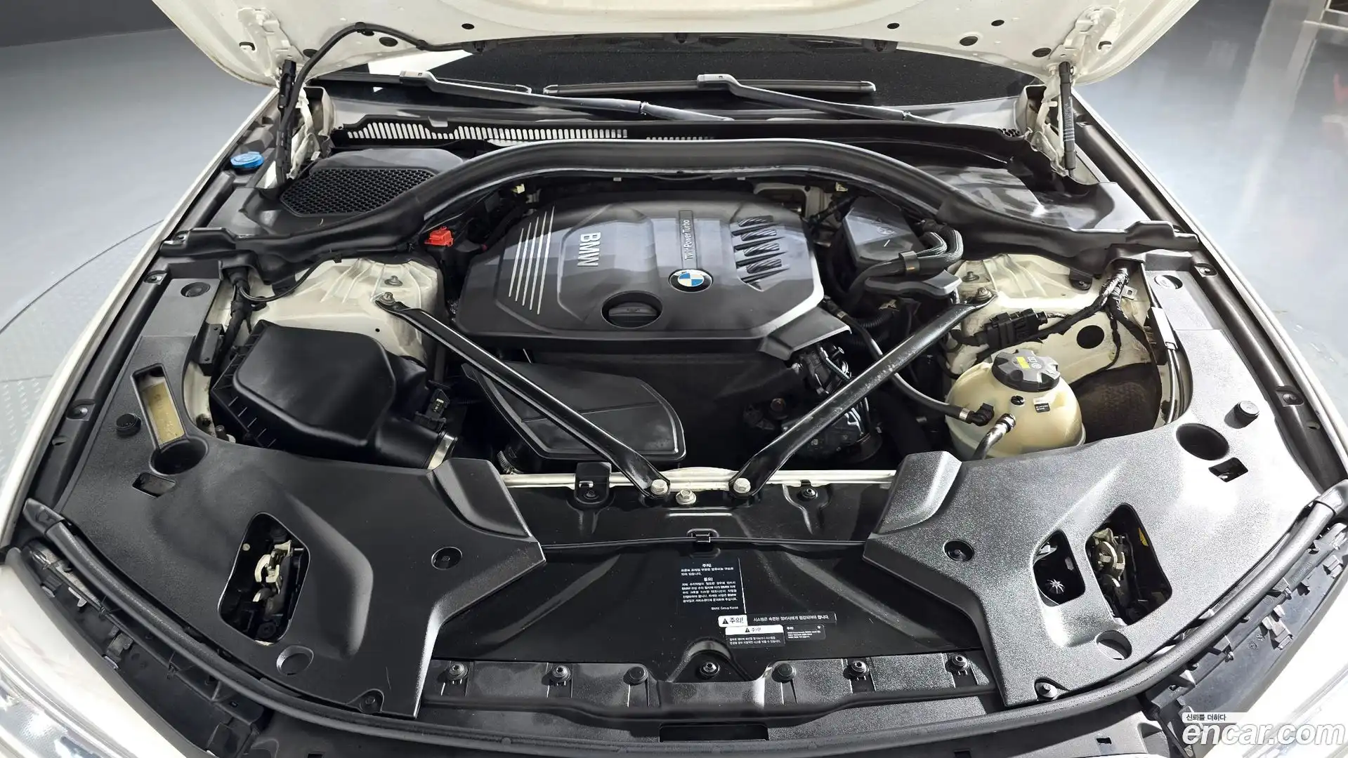 5-Series BMW 2017.5-OUTER-006