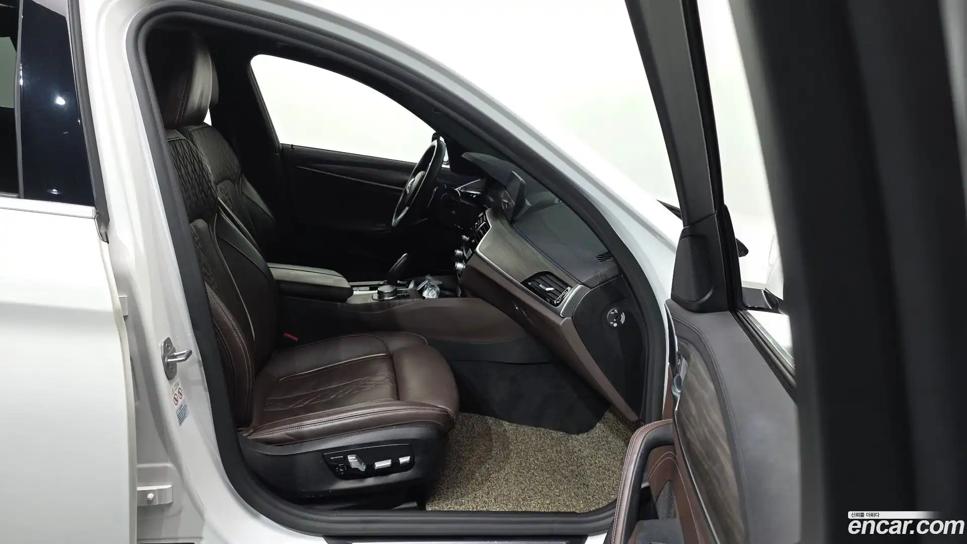 5-Series BMW 2020.5-OPTION-015