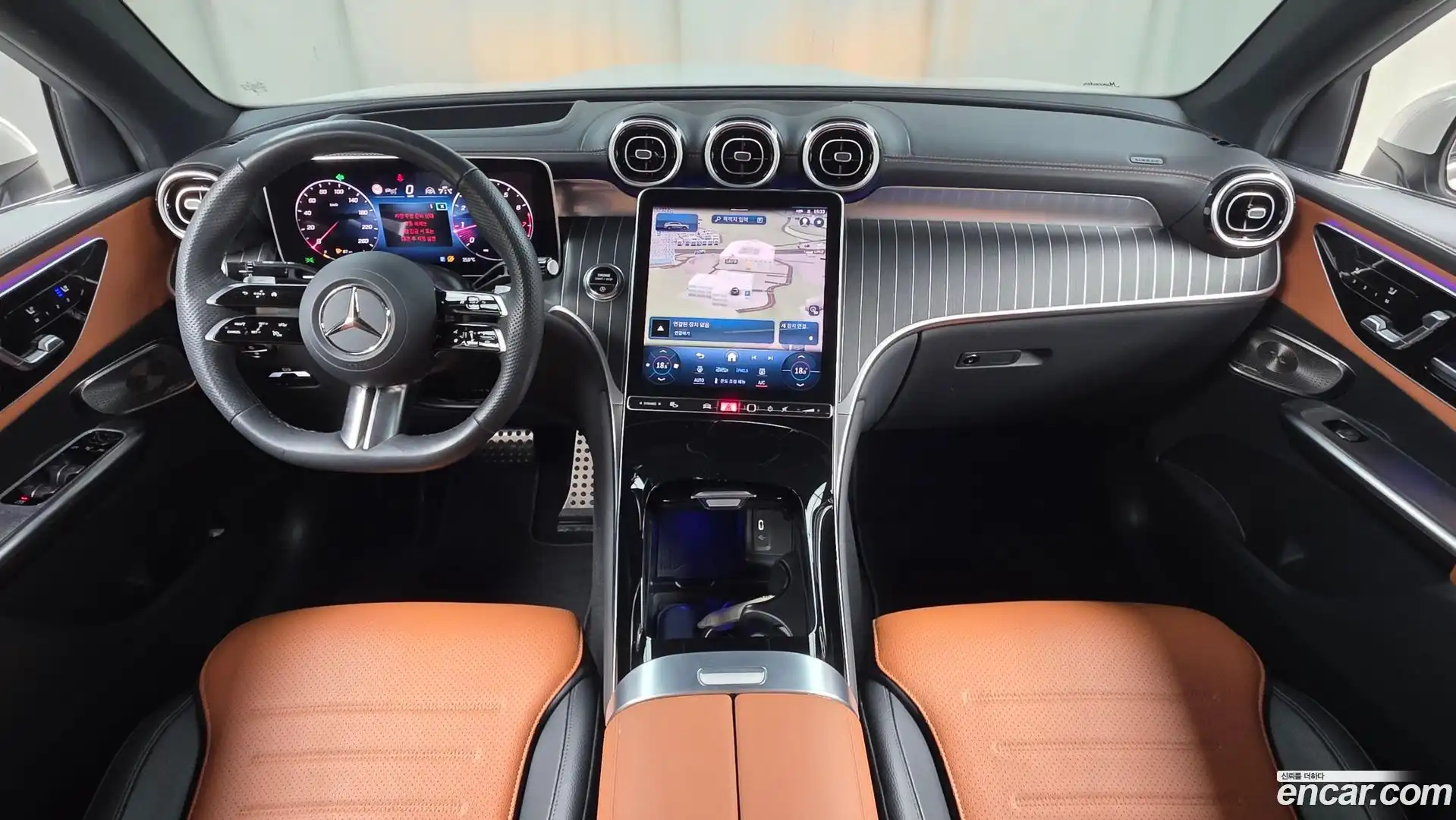 GLC-Class Mercedes-Benz 2024.9-INNER-007