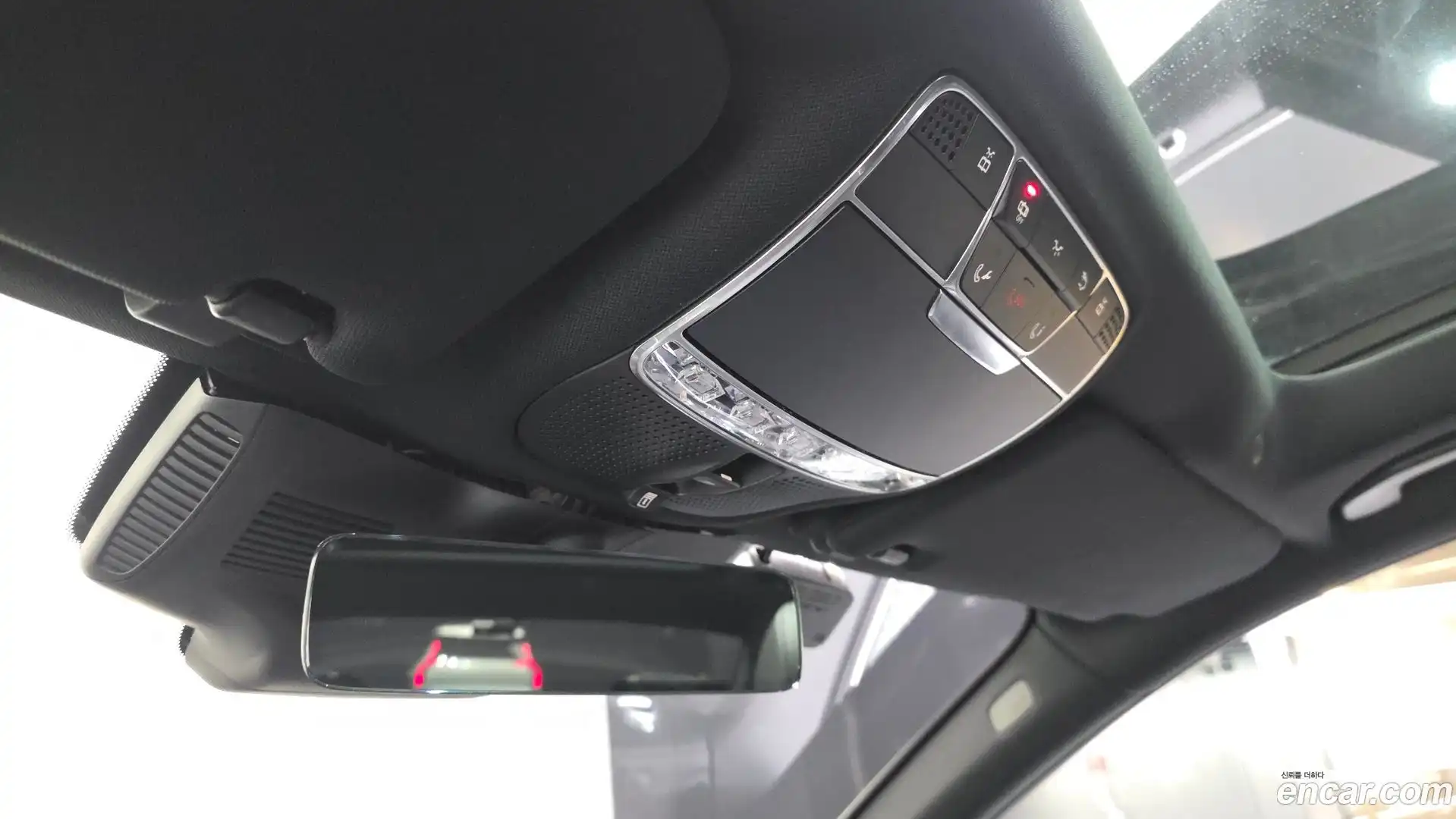 S-Class Mercedes-Benz 2017.10-OPTION-041