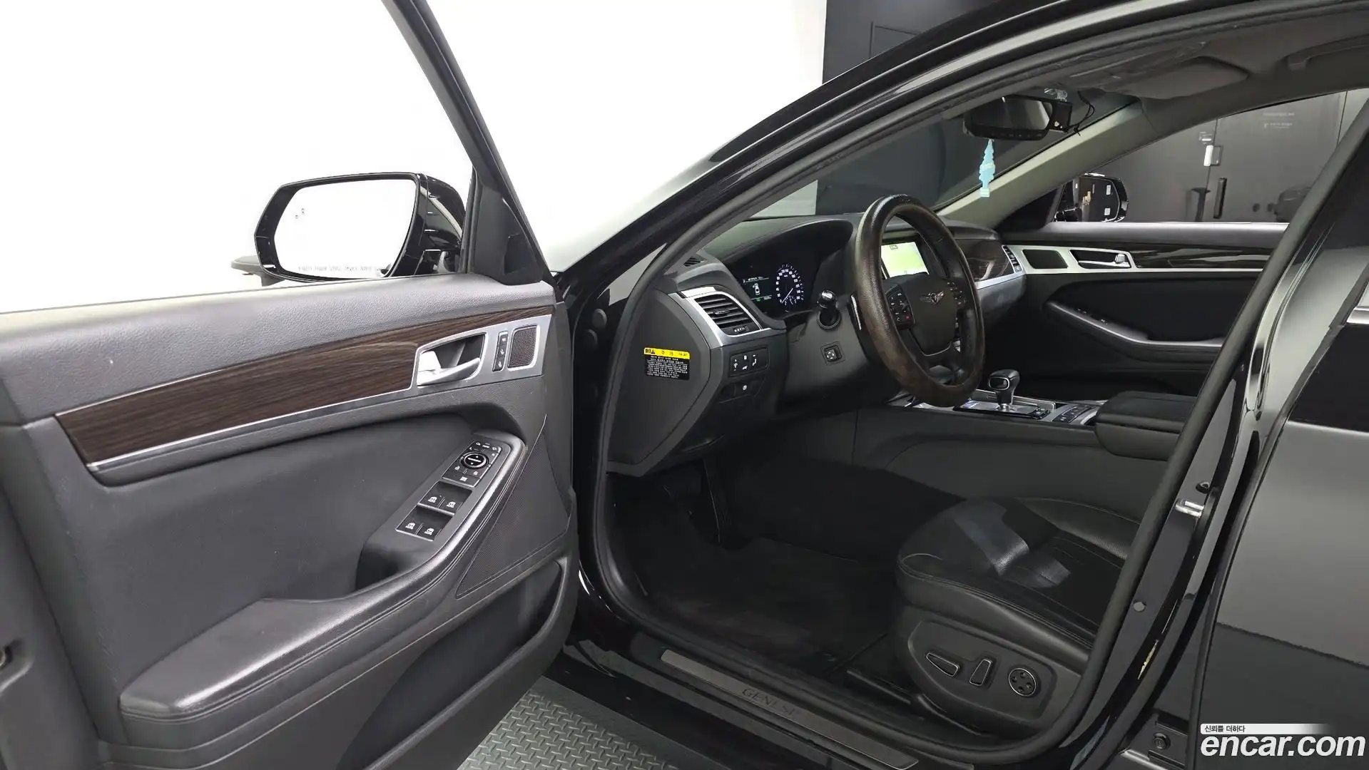 G80 Genesis 2018.3-INNER-010