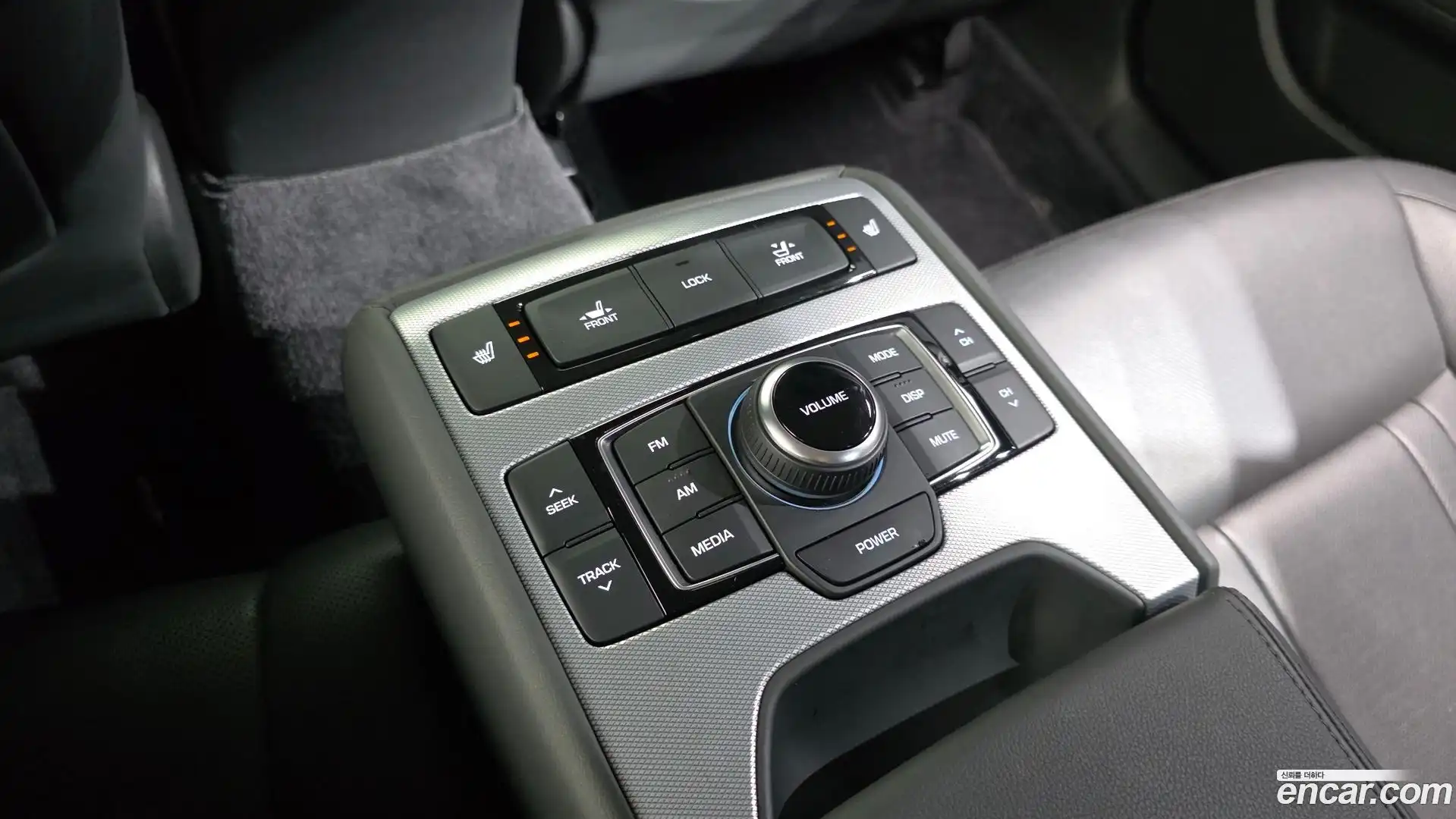 G80 Genesis 2018.3-OPTION-023