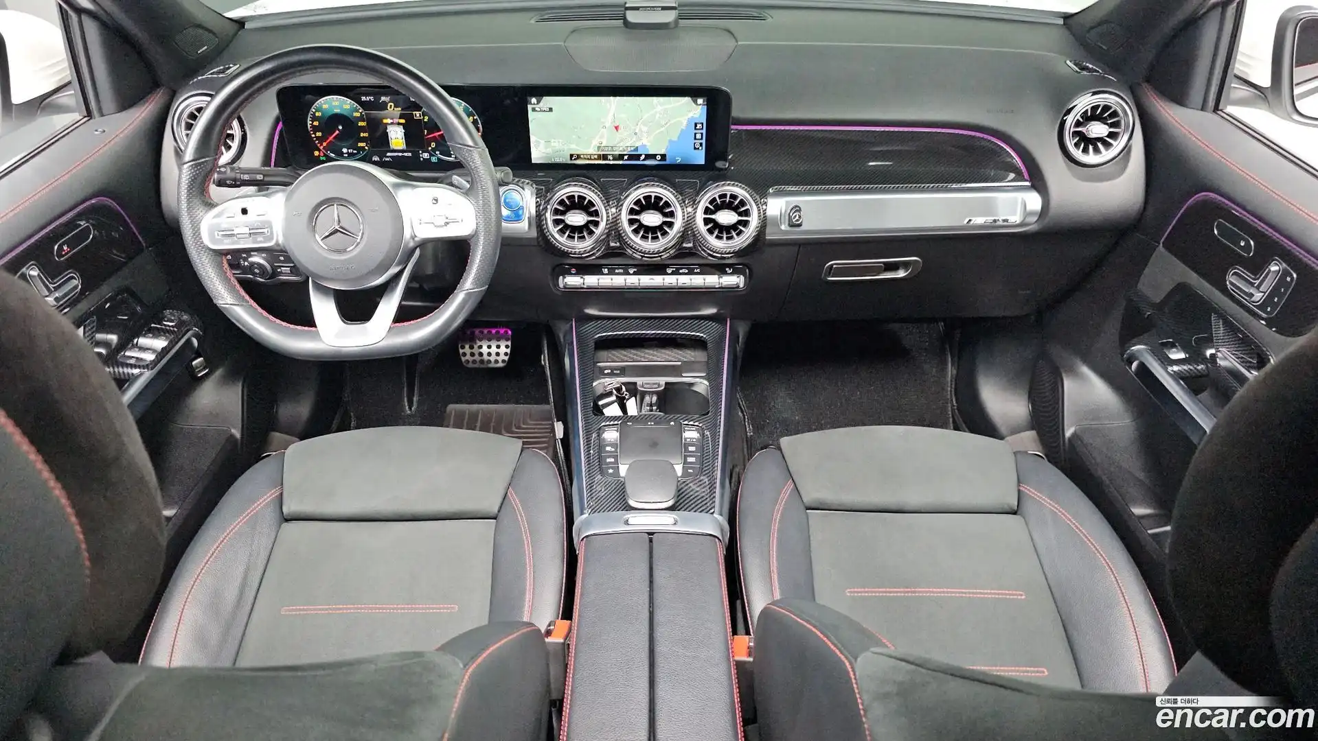 GLB-Class Mercedes-Benz 2021.3-INNER-007