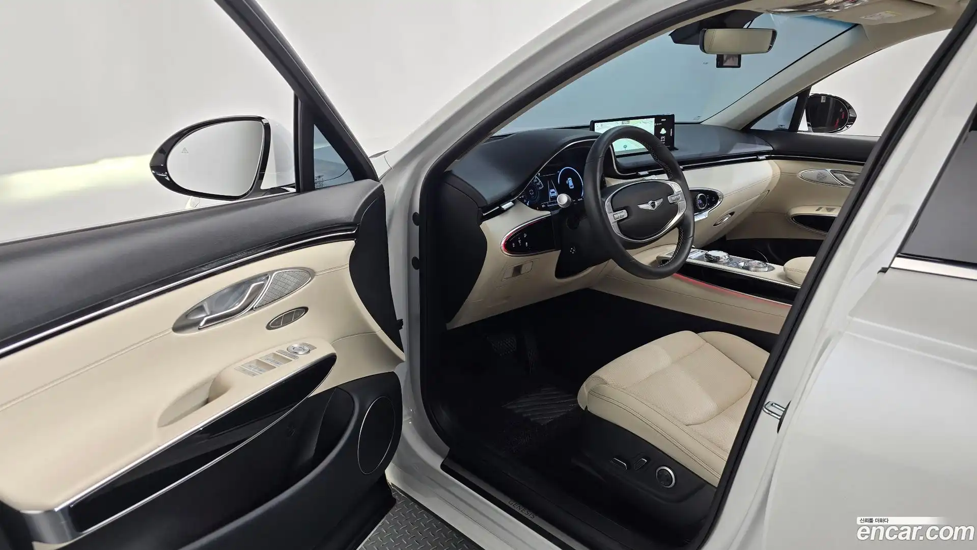 GV70 Genesis 2022.7-INNER-010