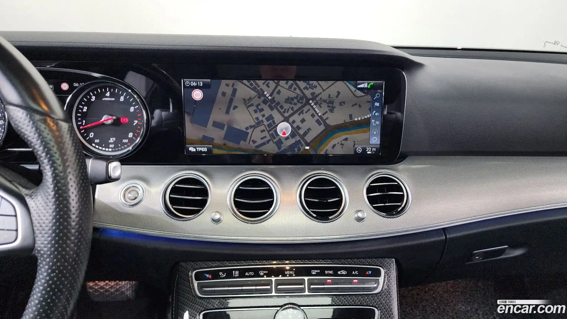 E-Class Mercedes-Benz 2017.3-OPTION-016