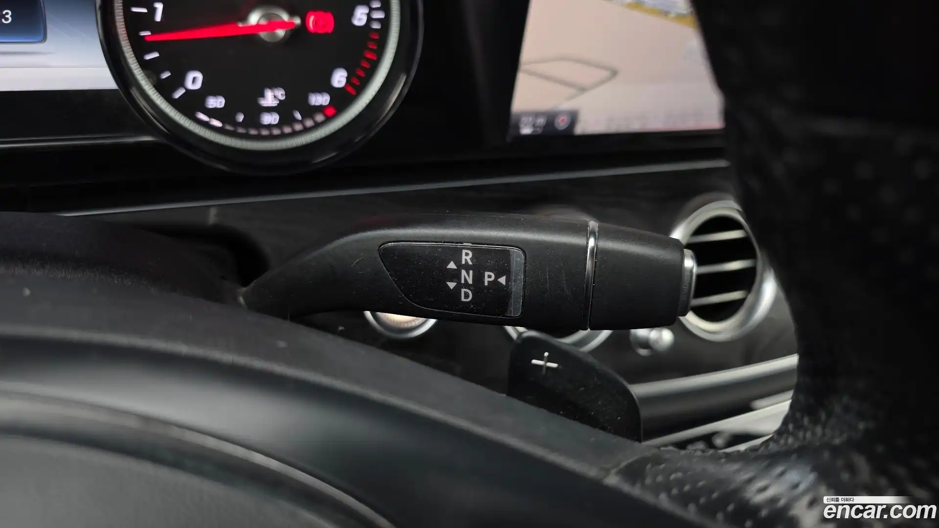 E-Class Mercedes-Benz 2017.6-INNER-009