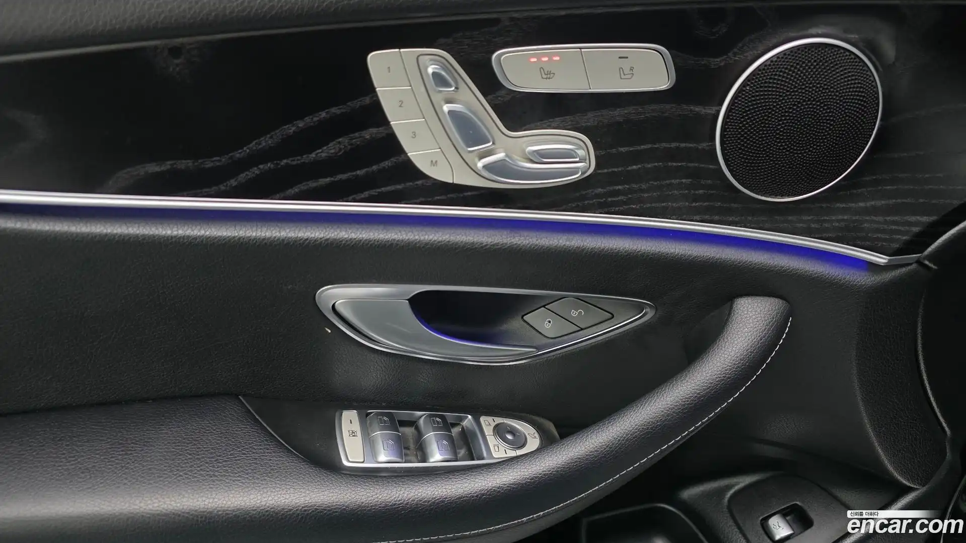 E-Class Mercedes-Benz 2017.6-OPTION-018