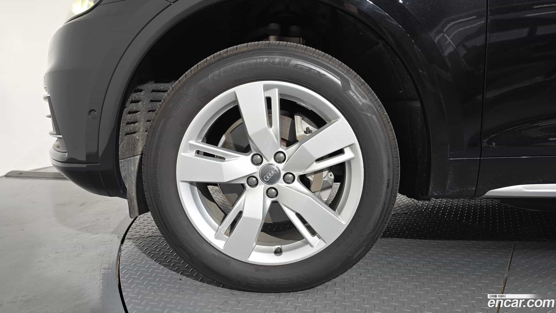 Q5 Audi 2020.8-OUTER-005