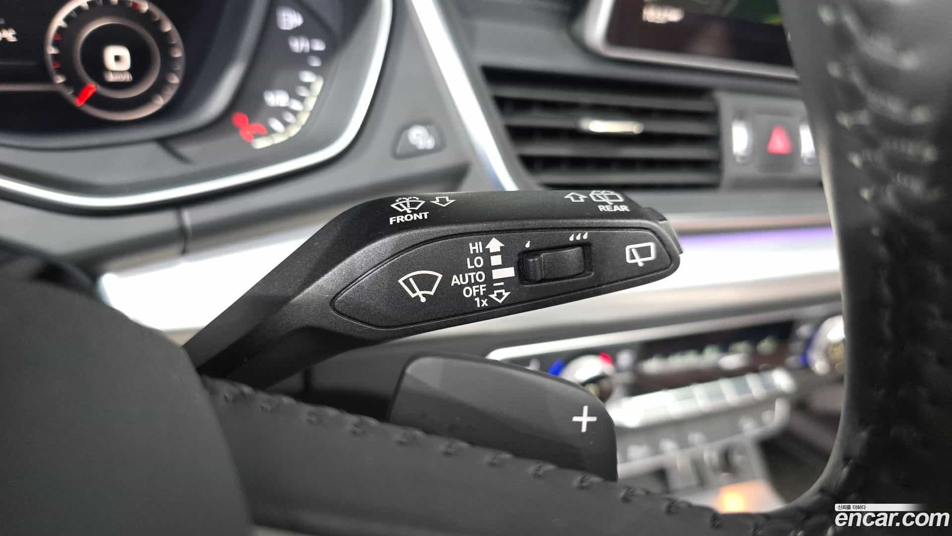 Q5 Audi 2020.8-OPTION-023