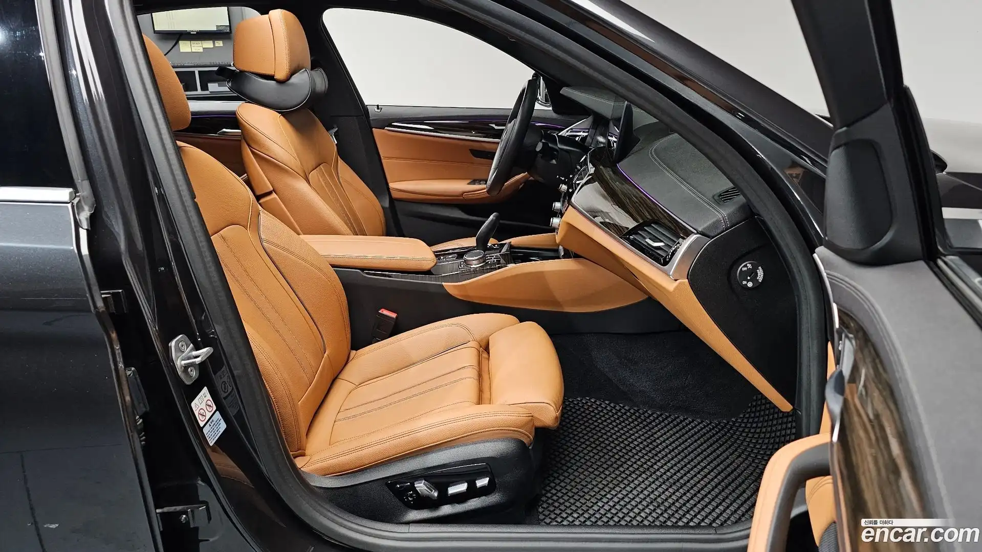 5-Series BMW 2020.11-INNER-036