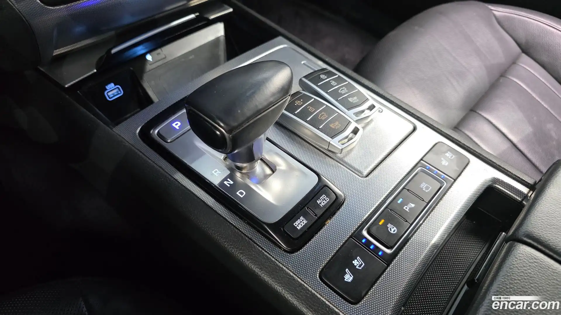G80 Genesis 2019.11-INNER-009