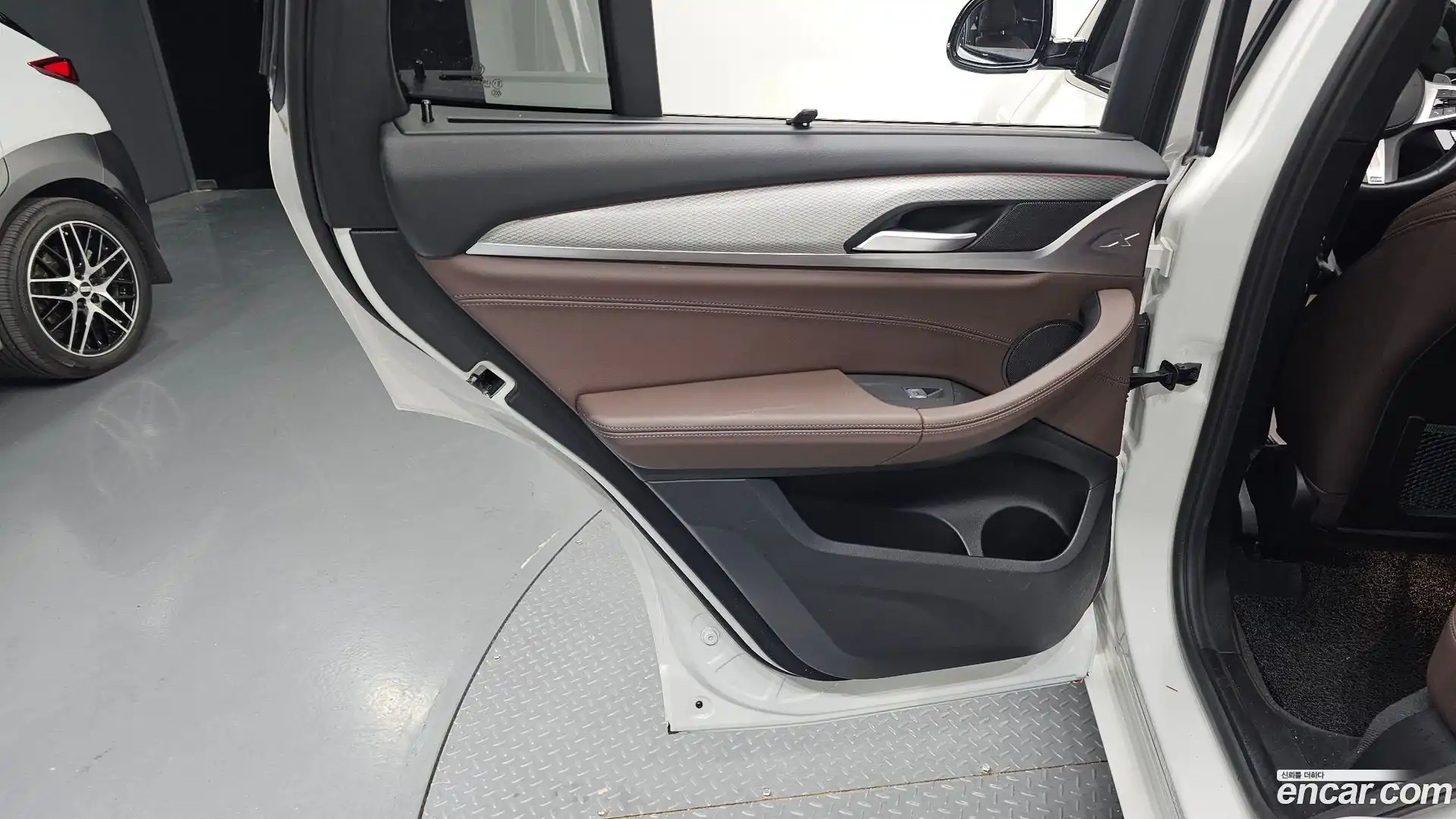 X3 BMW 2021.1-INNER-035