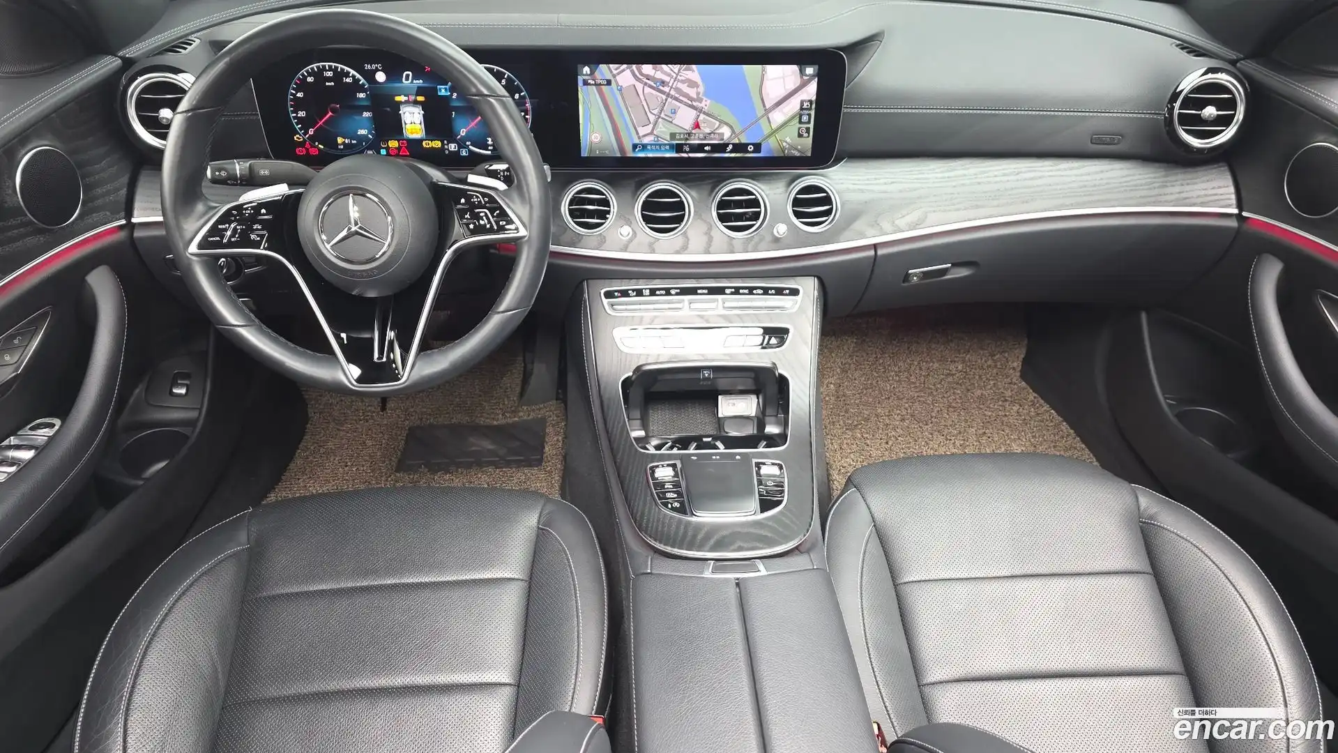 E-Class Mercedes-Benz 2023.2-INNER-007