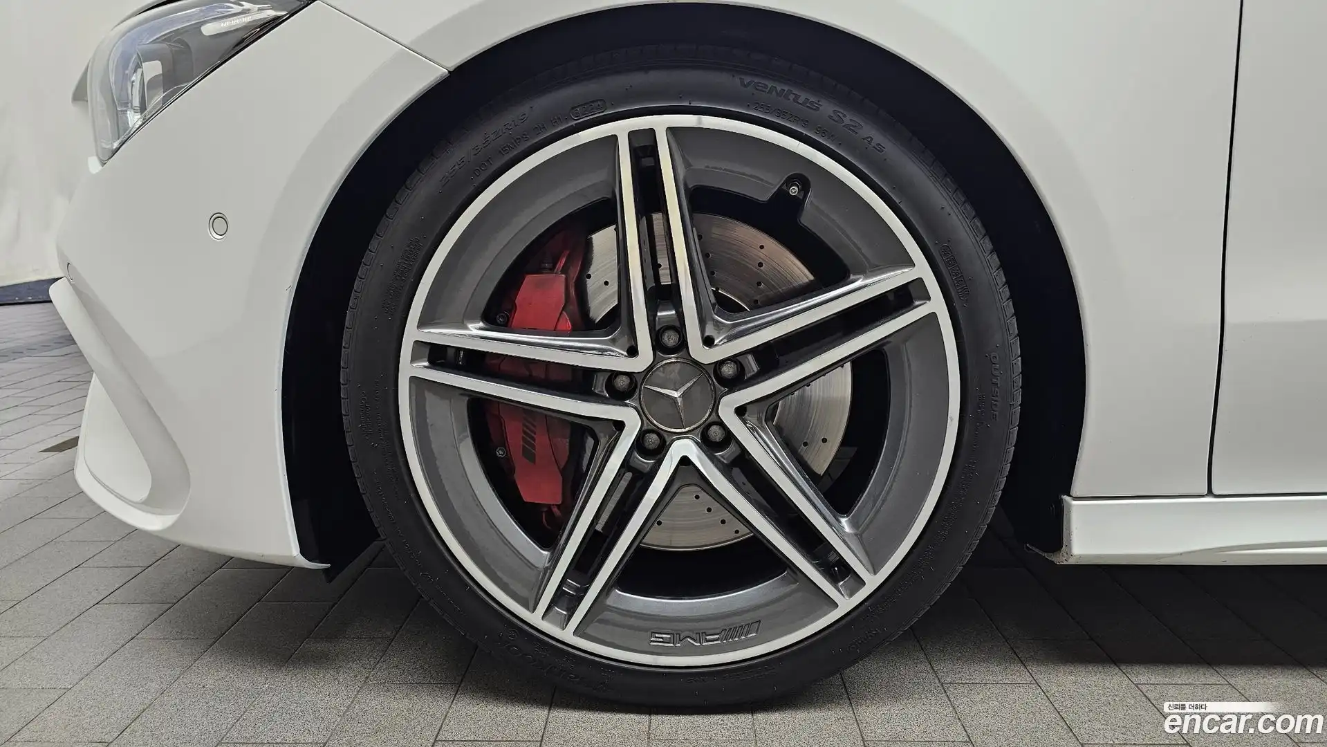 CLA-Class Mercedes-Benz 2021.8-OUTER-005