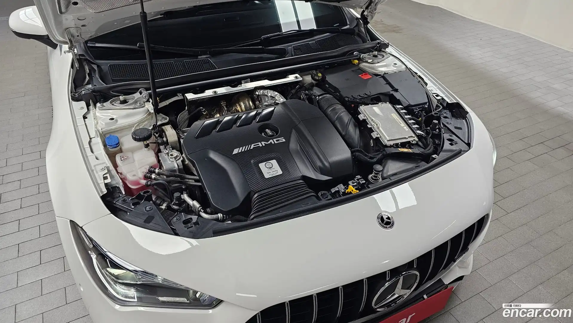 CLA-Class Mercedes-Benz 2021.8-OUTER-006