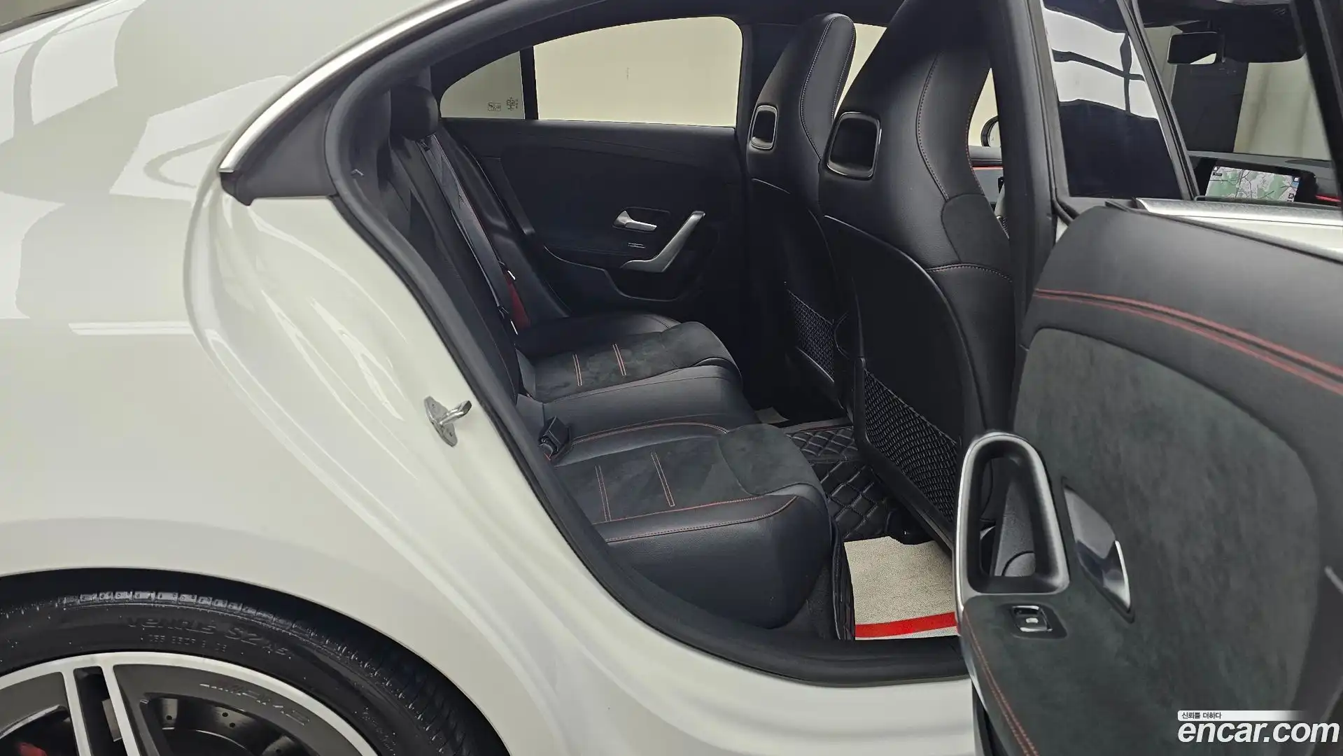 CLA-Class Mercedes-Benz 2021.8-OPTION-015