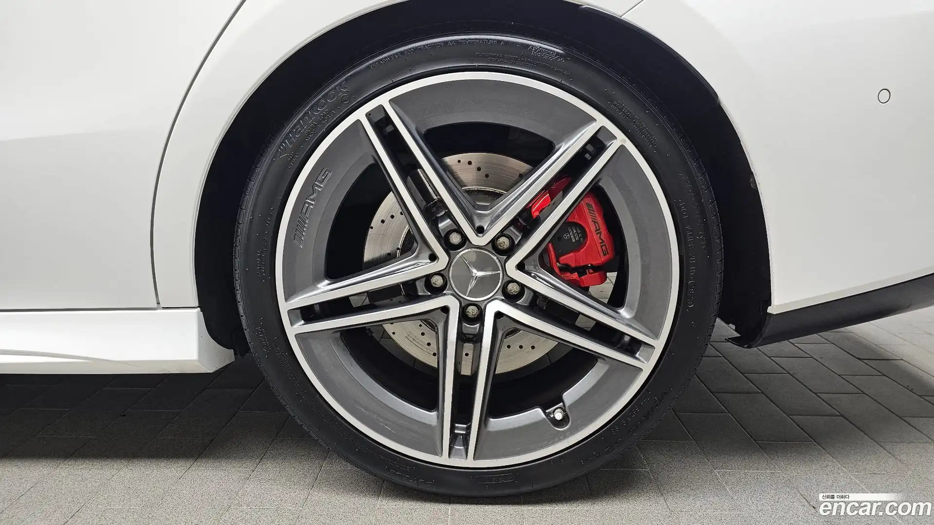 CLA-Class Mercedes-Benz 2021.8-OUTER-031