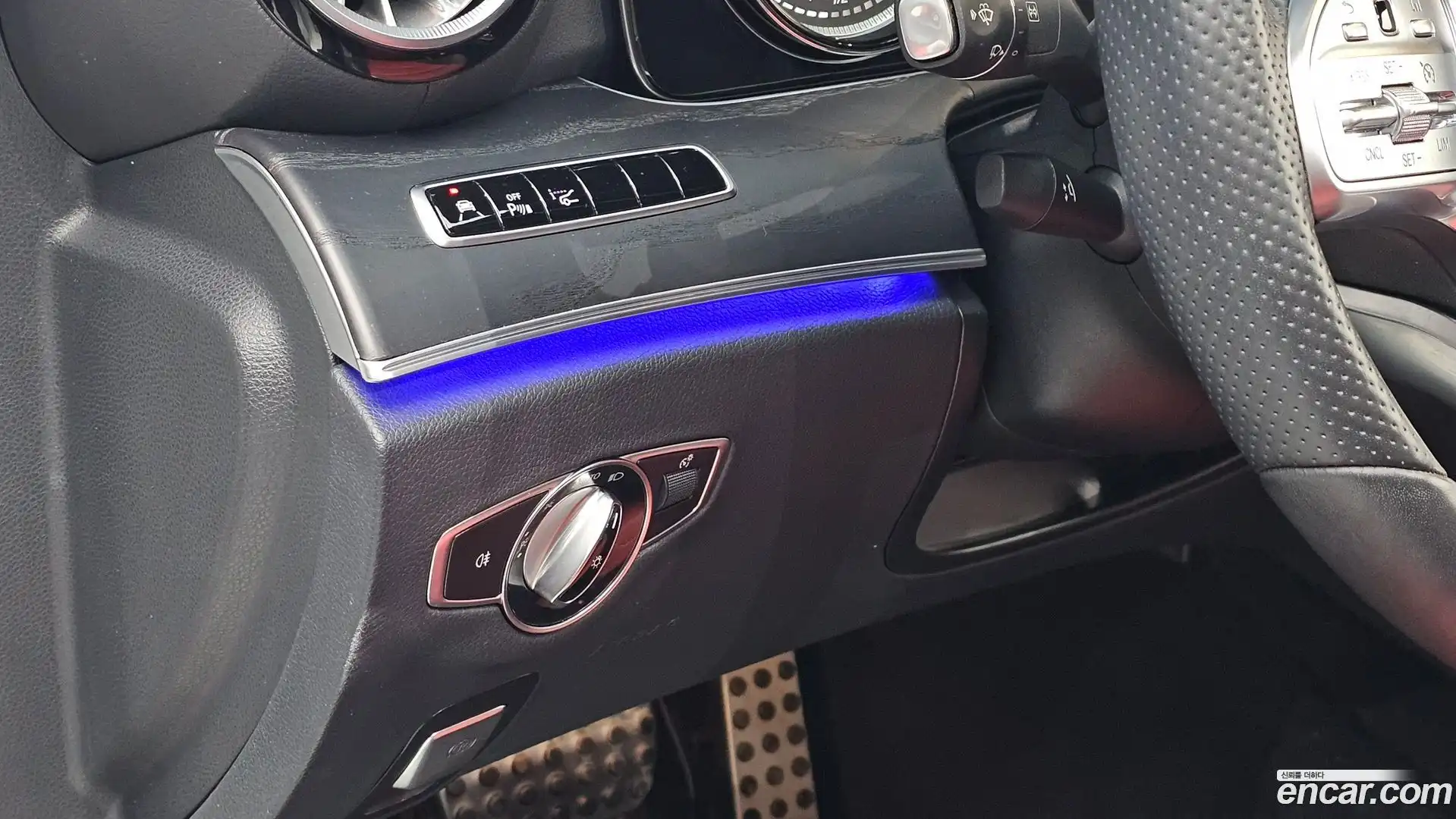 E-Class Mercedes-Benz 2019.2-OPTION-021