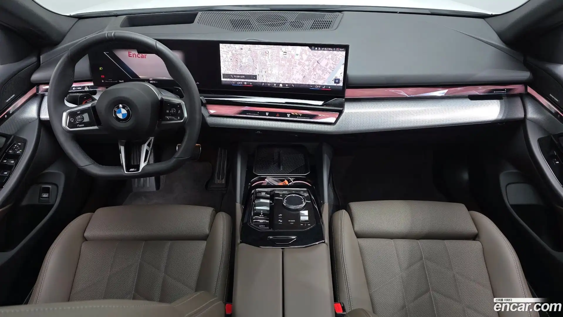 5-Series BMW 2025.10-INNER-007