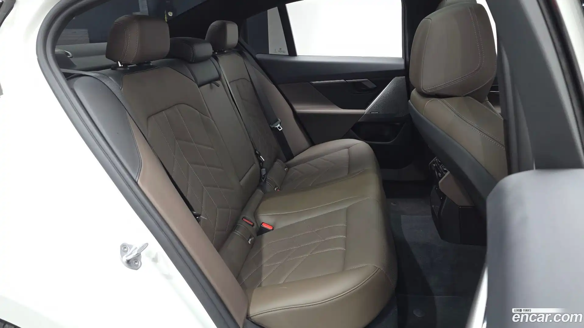 5-Series BMW 2025.10-OPTION-015