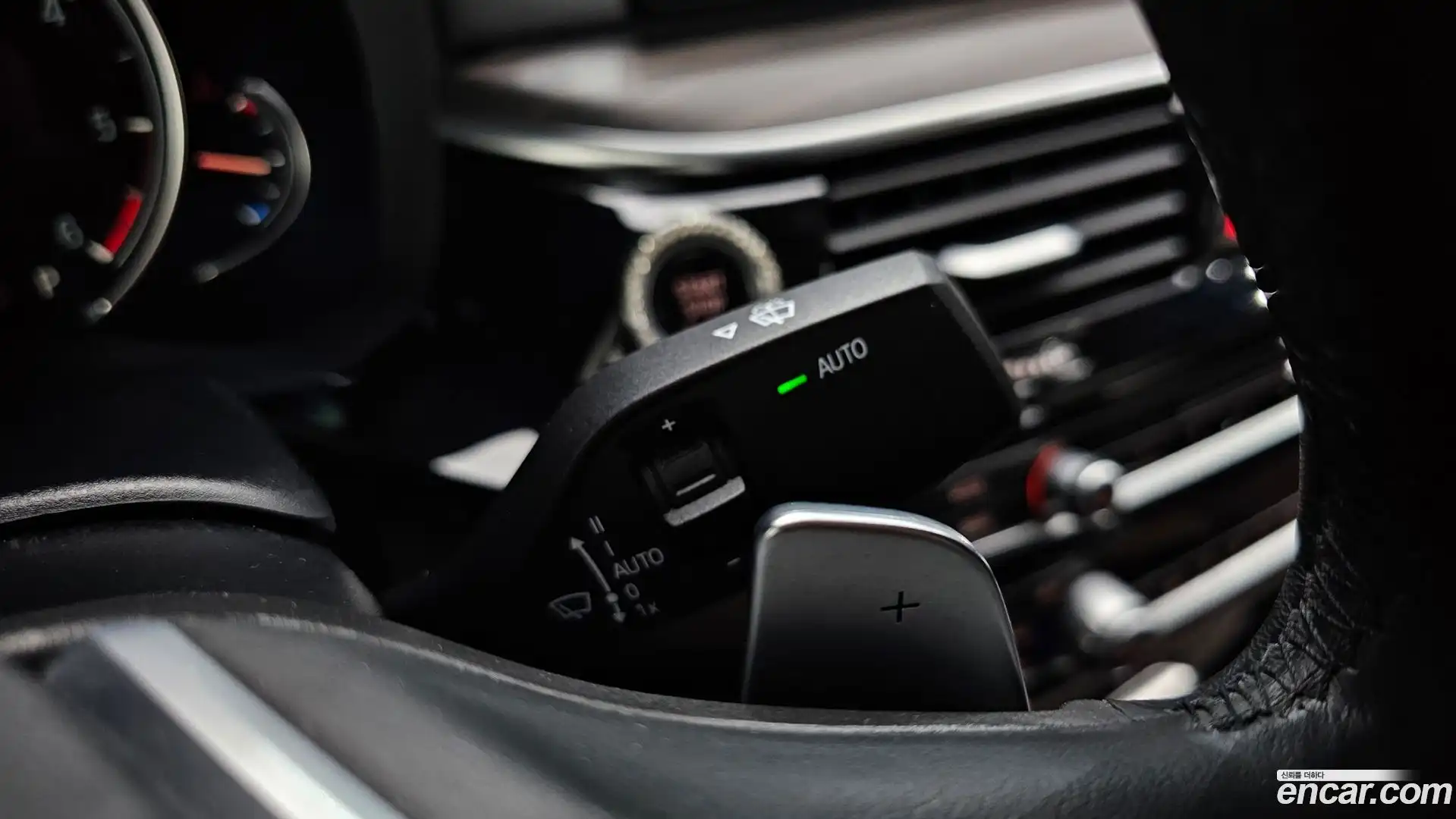 5-Series BMW 2018.5-OPTION-040