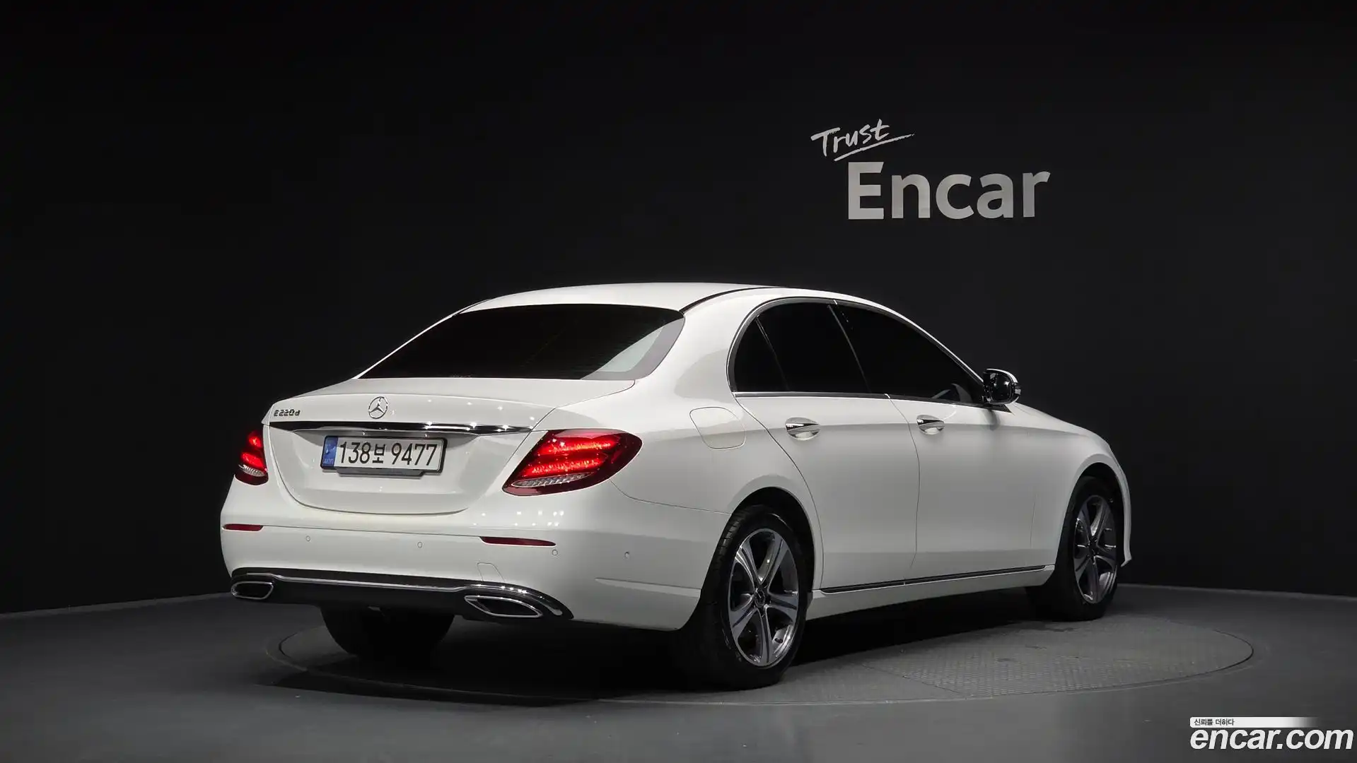 E-Class Mercedes-Benz 2019.3-OUTER-002