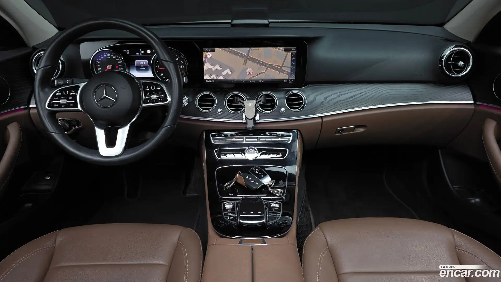 E-Class Mercedes-Benz 2019.3-INNER-007