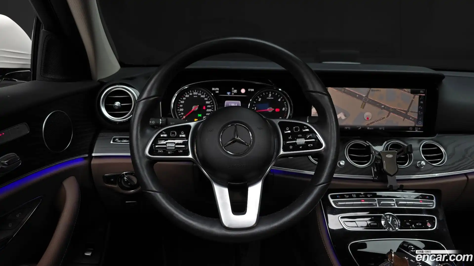 E-Class Mercedes-Benz 2019.3-OPTION-018