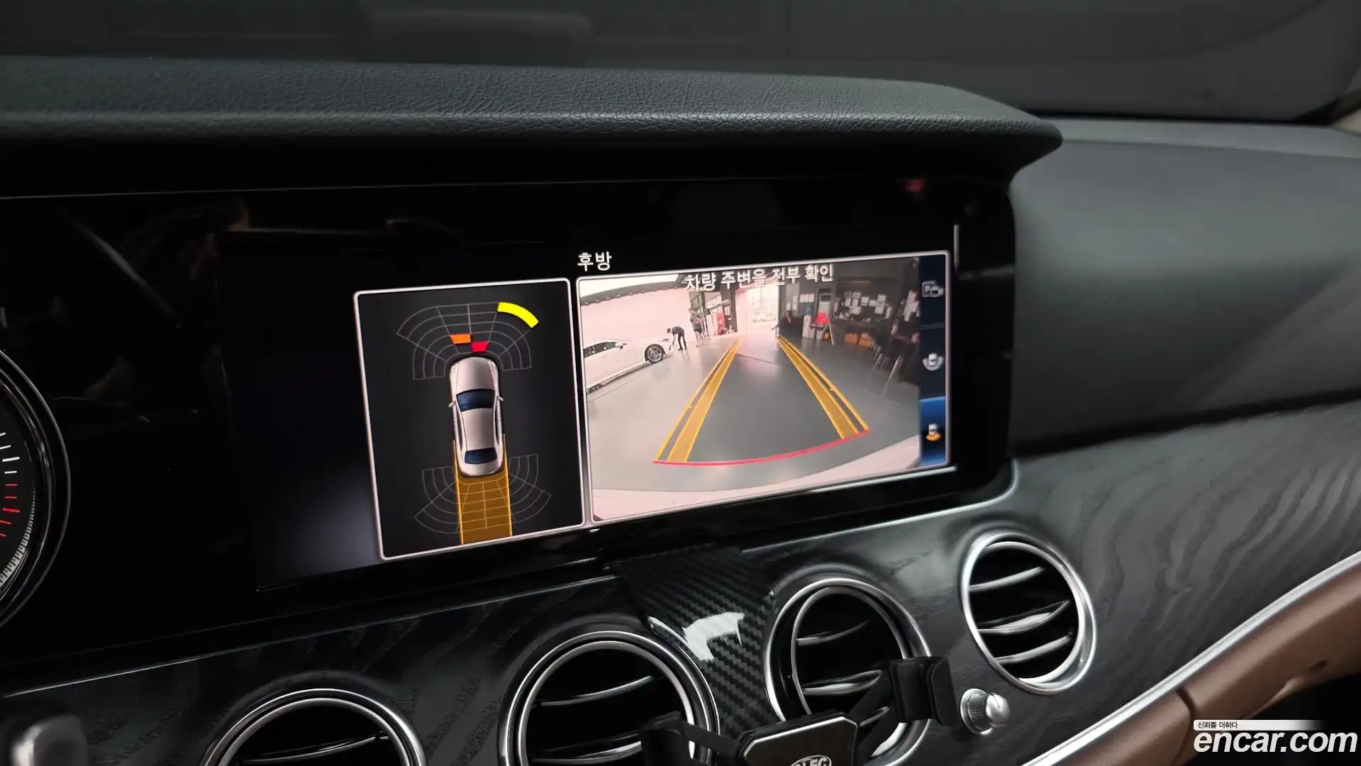 E-Class Mercedes-Benz 2019.3-OPTION-020