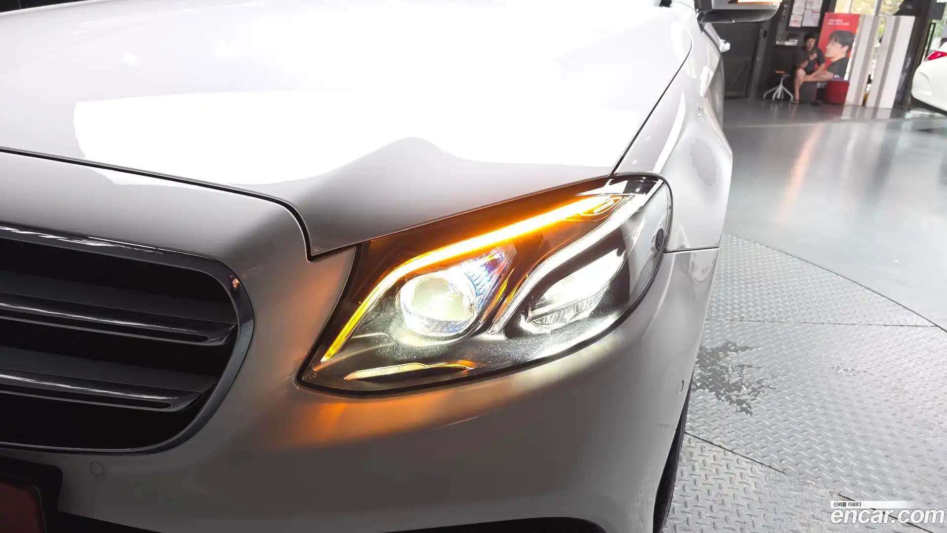 E-Class Mercedes-Benz 2019.3-OUTER-032