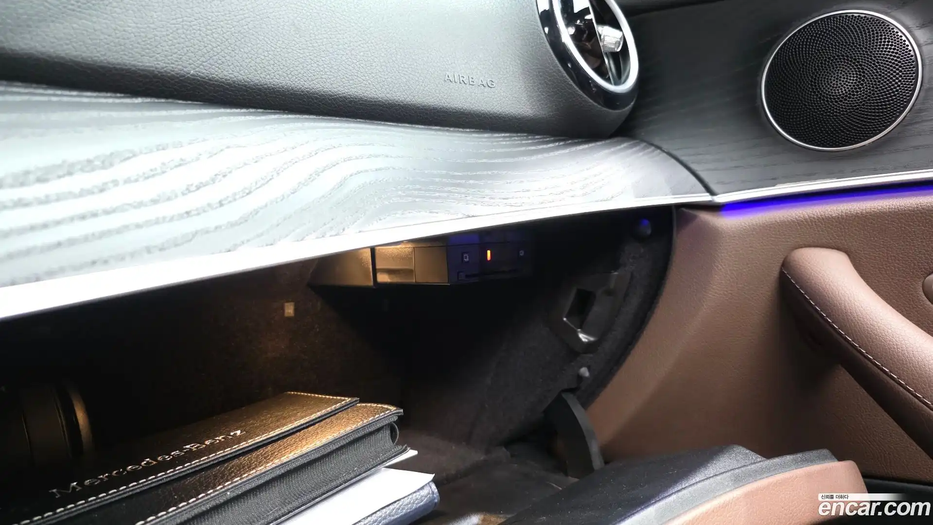 E-Class Mercedes-Benz 2019.3-OPTION-044