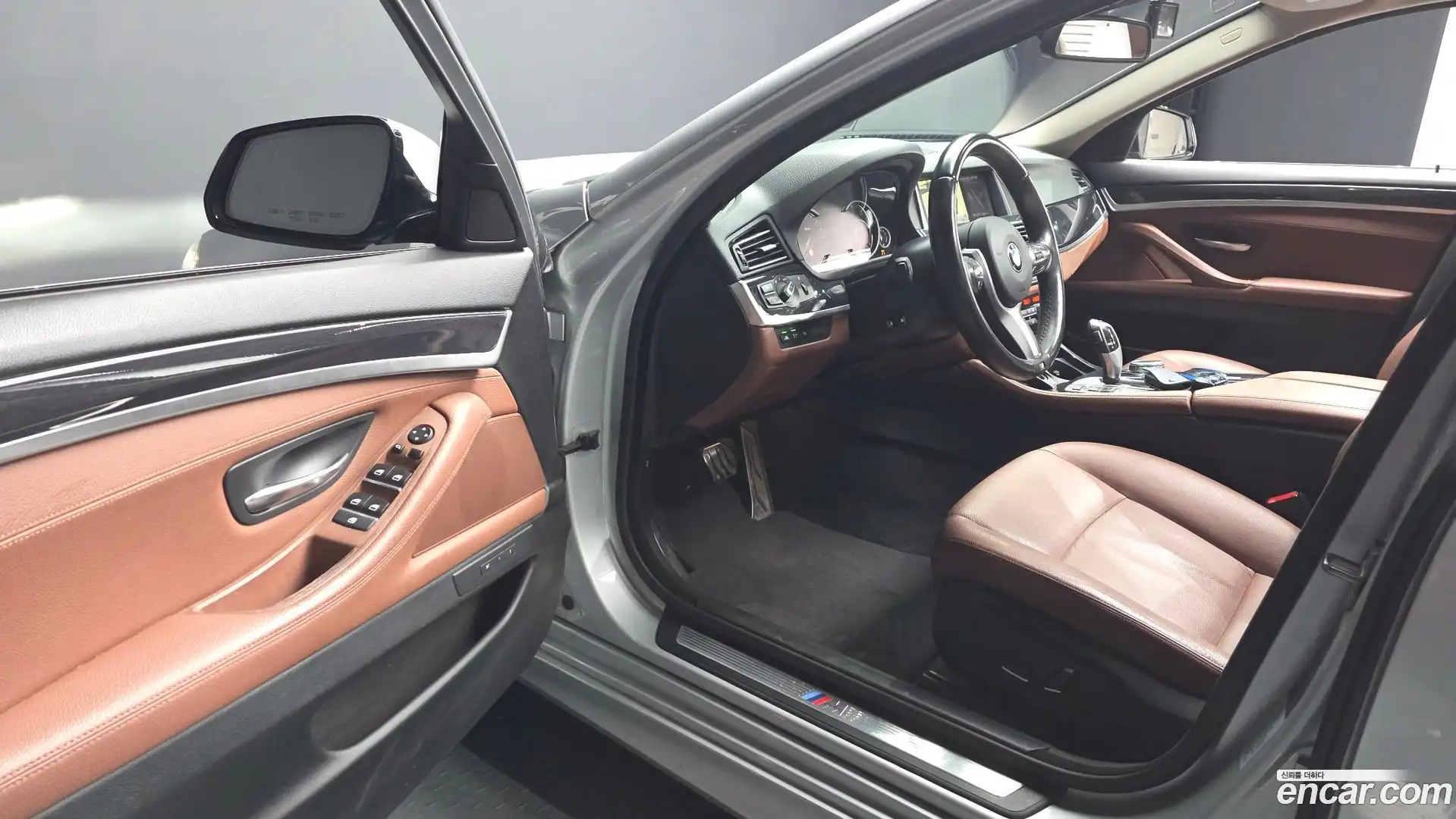 5-Series BMW 2016.10-INNER-010