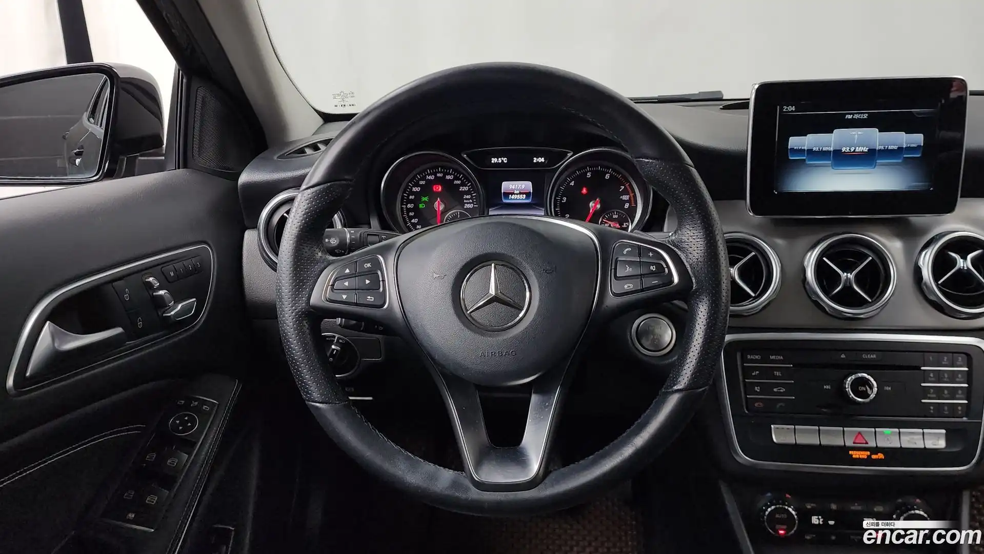 GLA-Class Mercedes-Benz 2019.0-OPTION-017