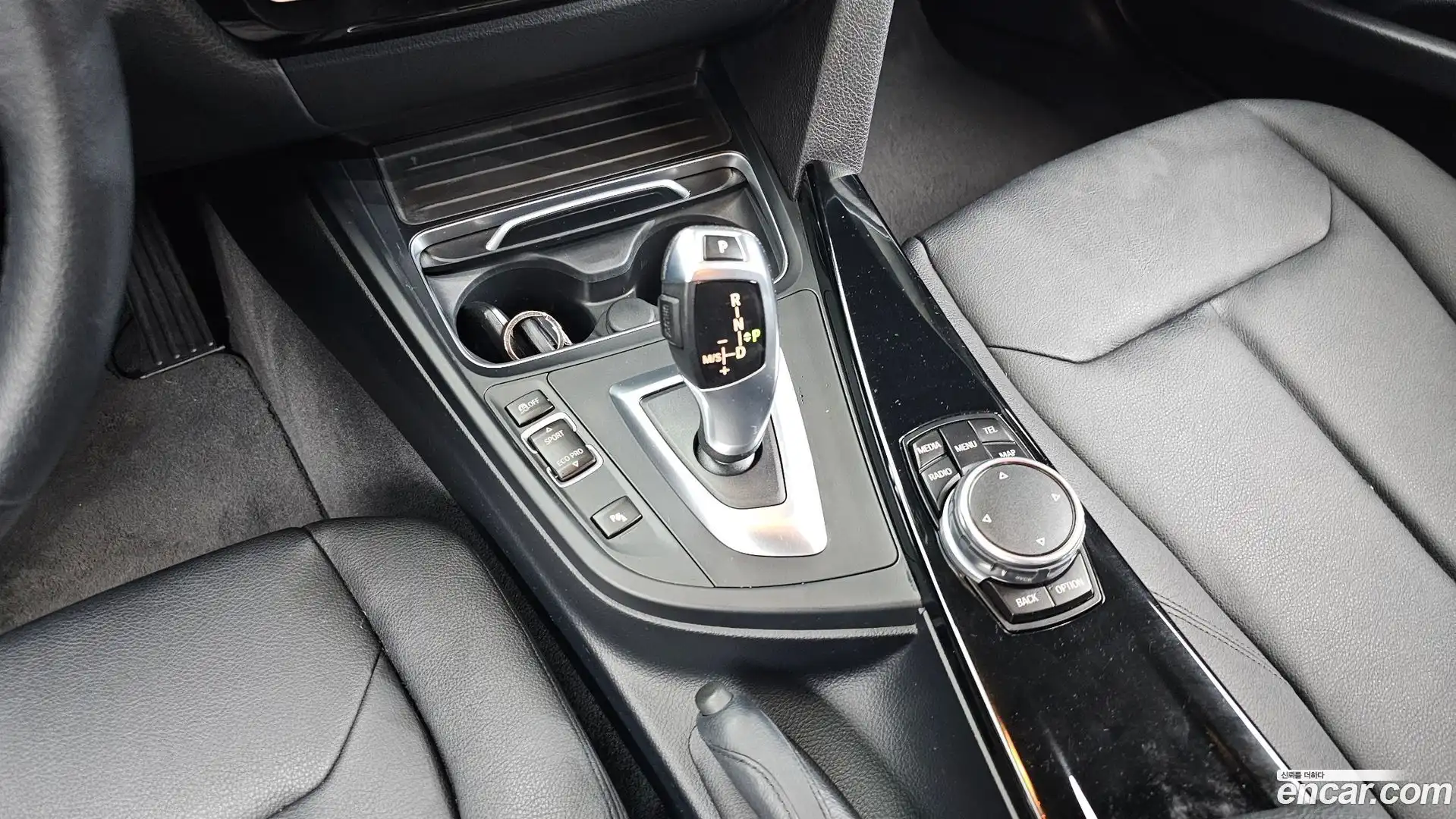3-Series BMW 2016.4-INNER-009